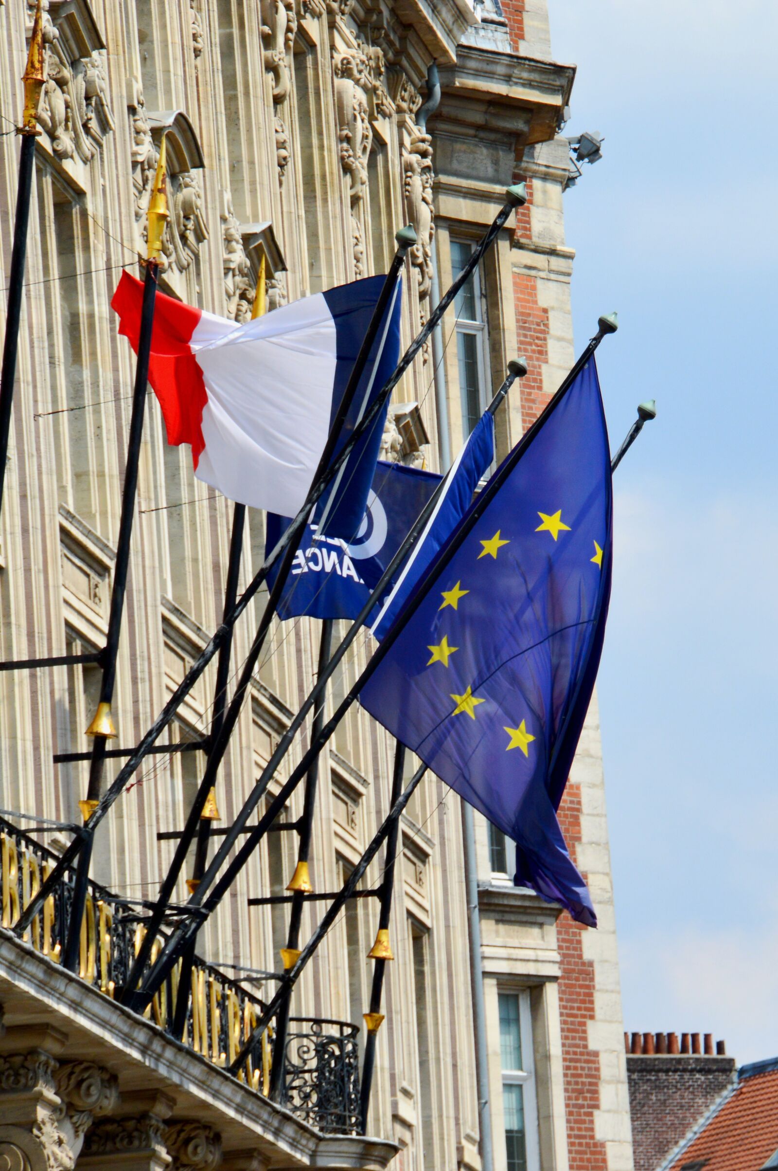 Nikon D3200 sample photo. Old lille, district of photography
