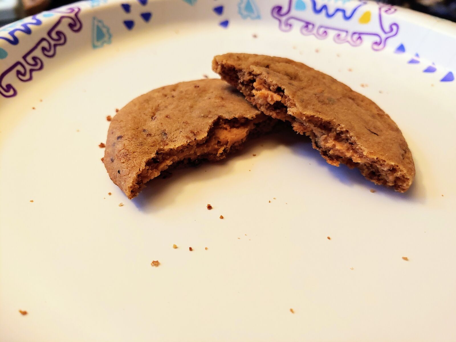 LG LM-V405 sample photo. Cookie, peanut butter, homemade photography