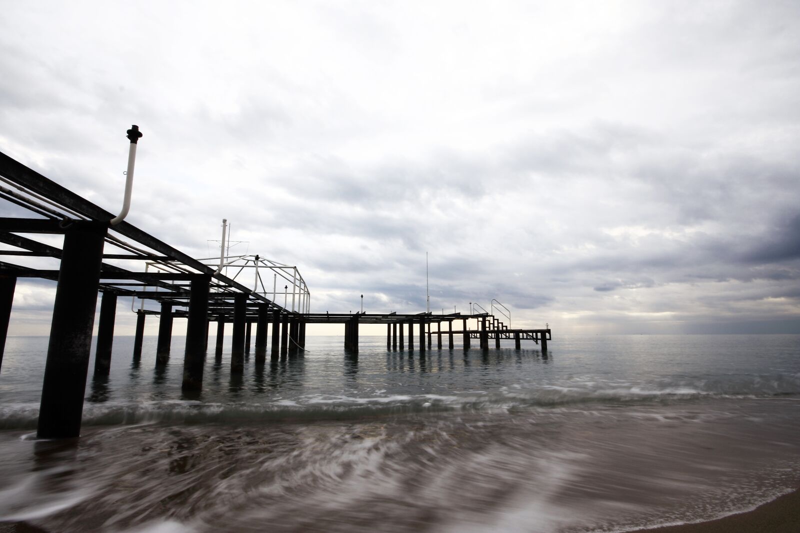 Canon EOS 40D sample photo. Iskele, marine, storm photography
