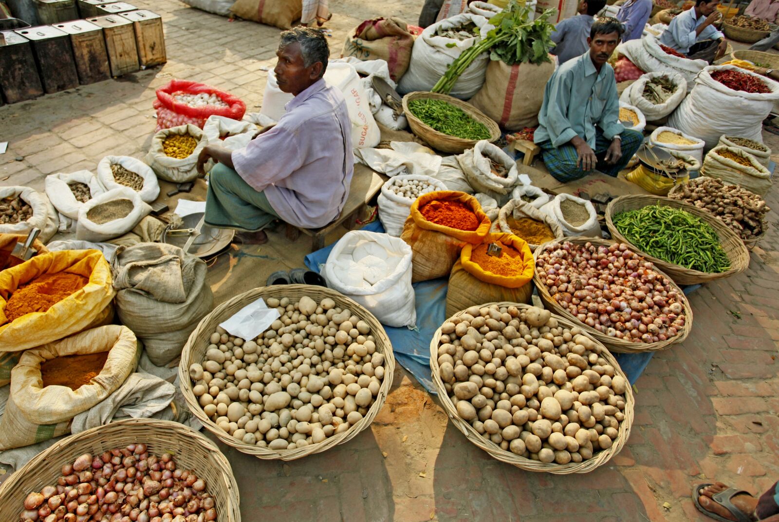 Canon EOS 5D Mark II sample photo. Bangladesh, village, market photography
