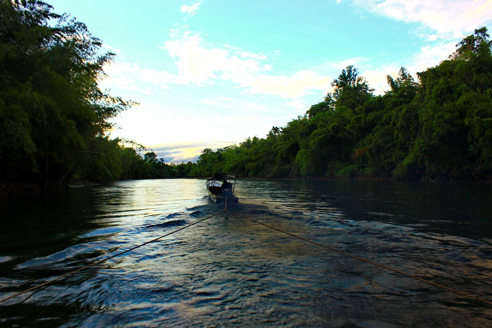 Canon EOS 550D (EOS Rebel T2i / EOS Kiss X4) sample photo. River, thailand, south-east asia photography