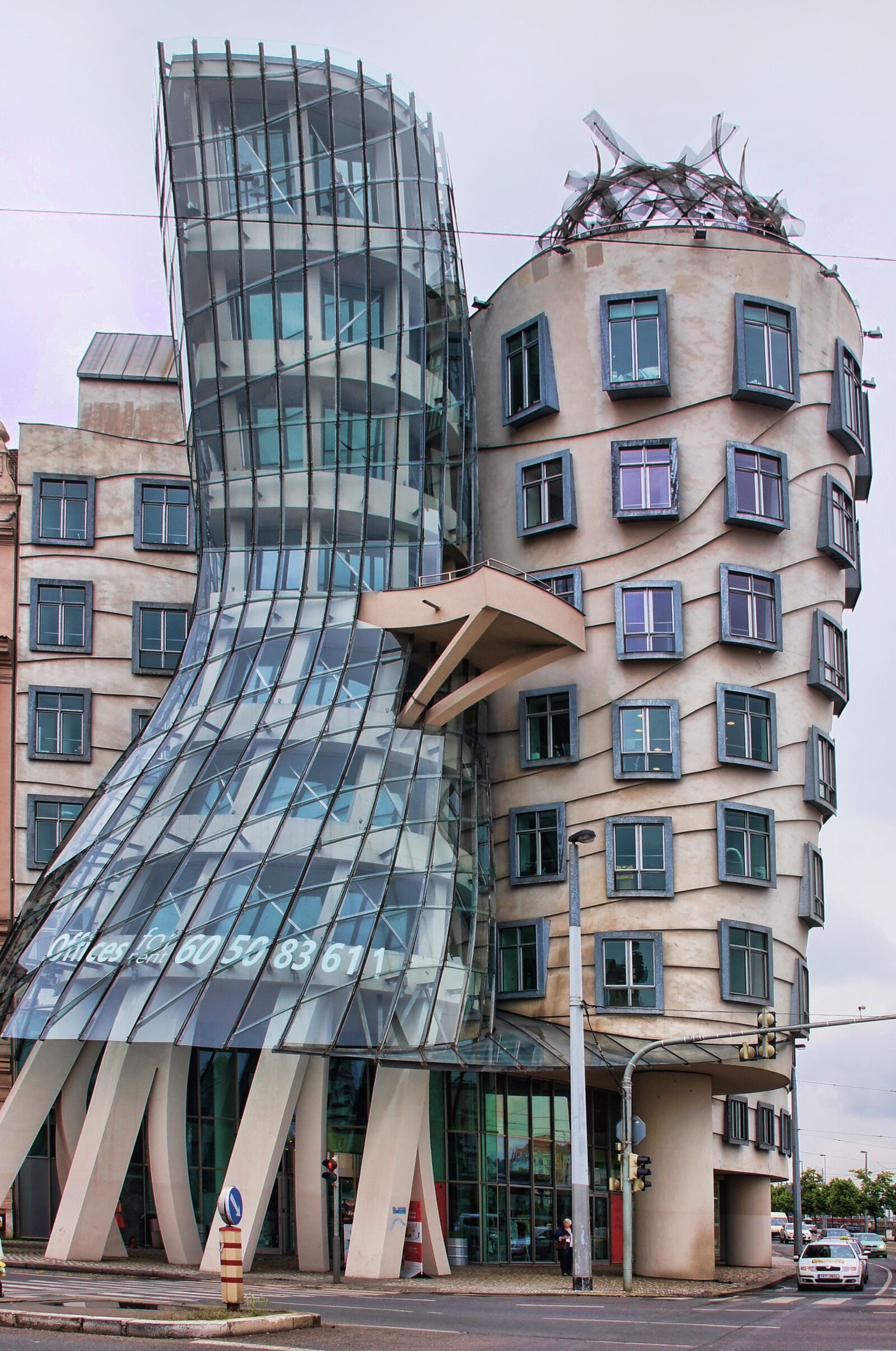 Sony Alpha DSLR-A580 sample photo. The dancing house, prague photography