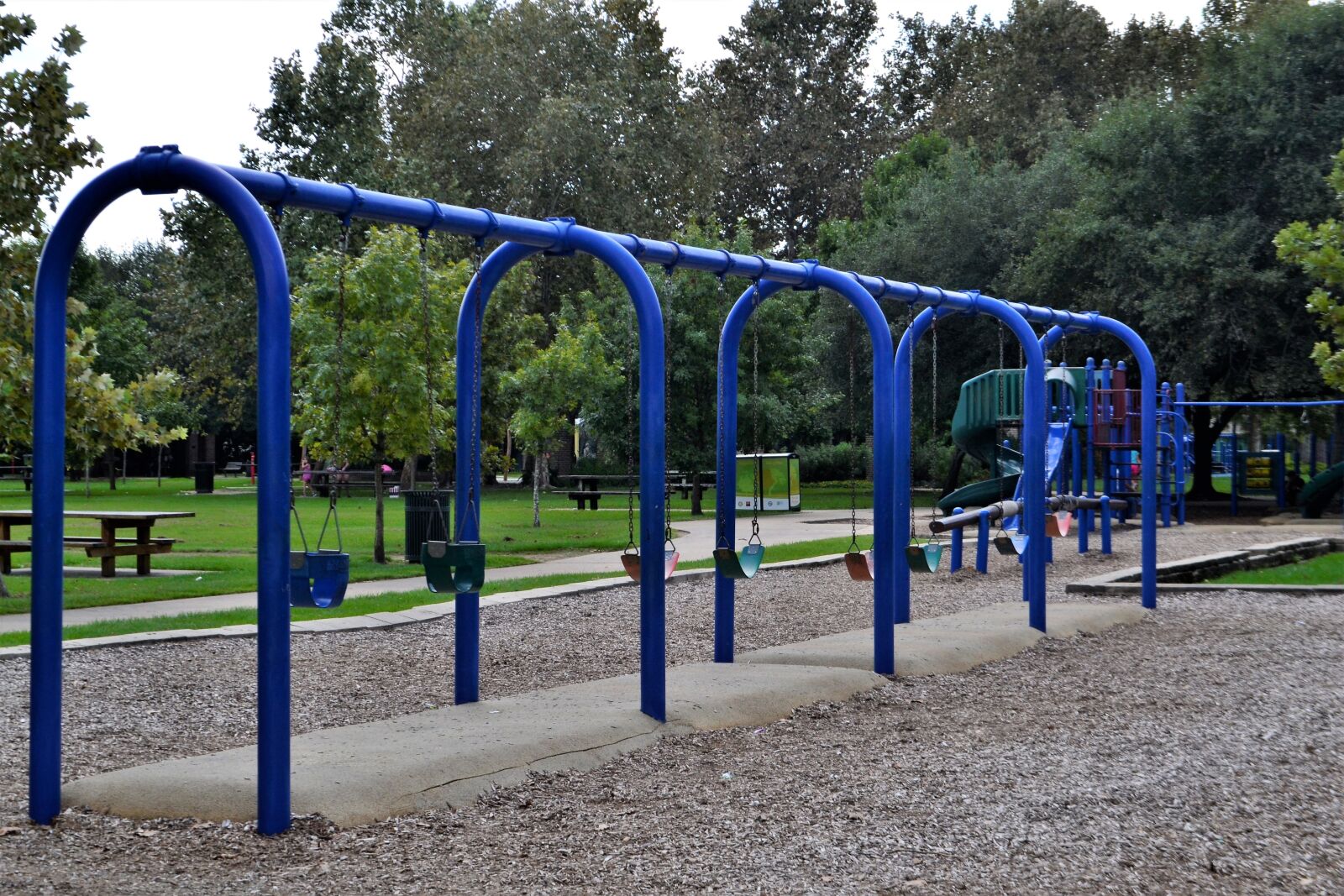 Nikon D3100 sample photo. Swings, playground, herman park photography