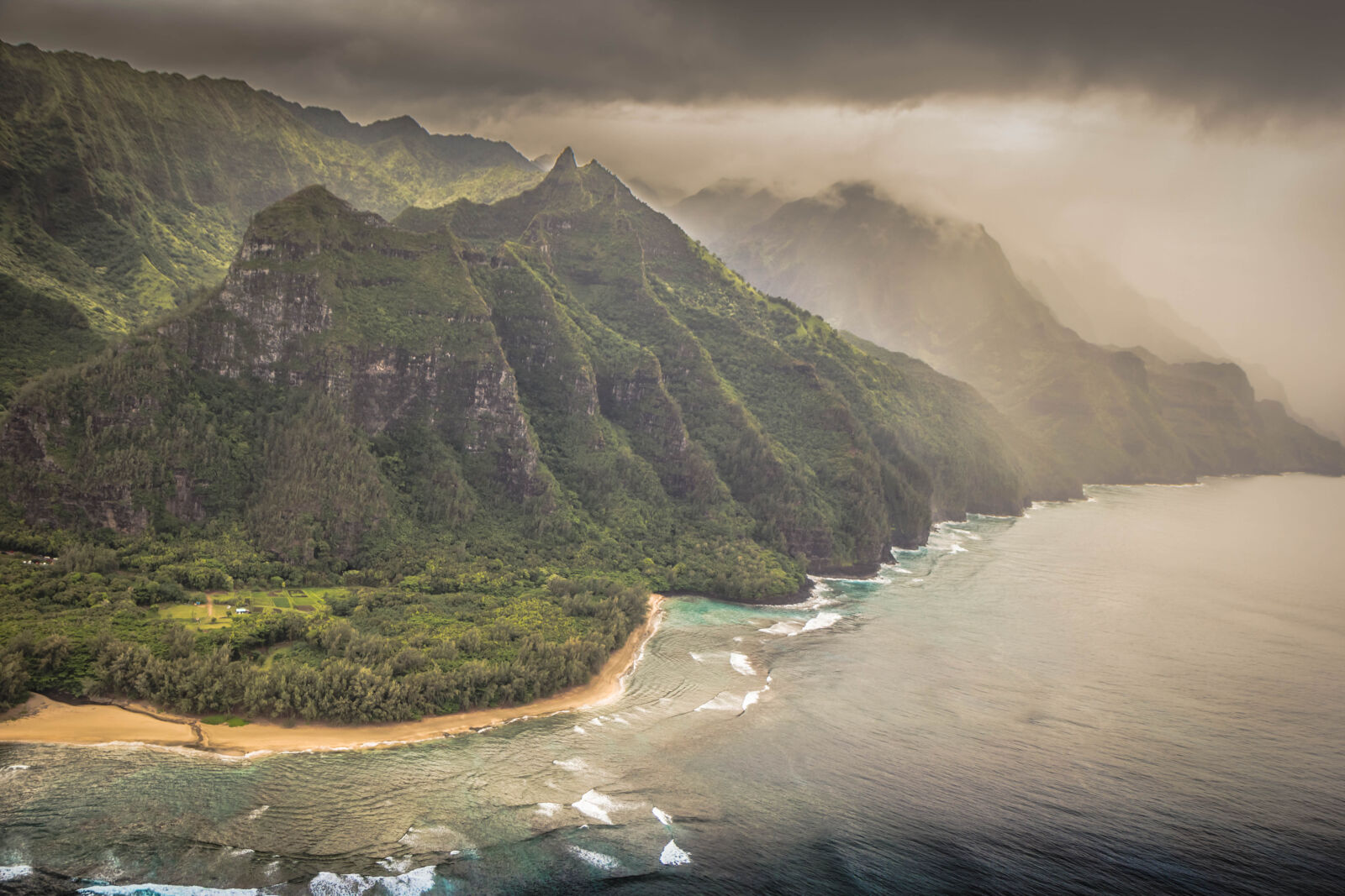 Canon EF-S 17-55mm F2.8 IS USM sample photo. Beach, hawaii, island, kauai photography