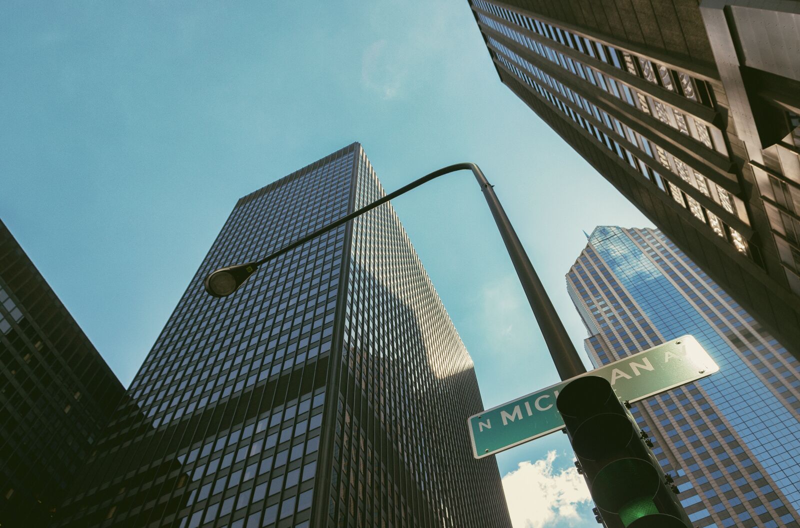 Canon EOS 600D (Rebel EOS T3i / EOS Kiss X5) sample photo. City, chicago, big city photography