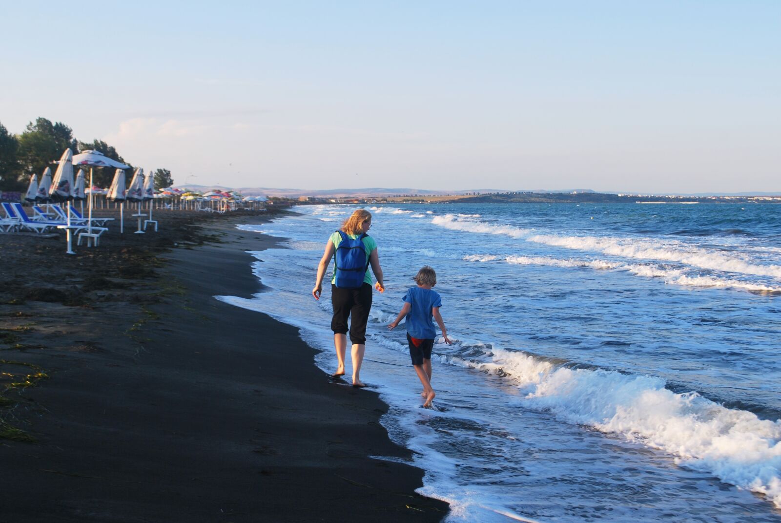 Nikon D60 sample photo. Mother, son, walking photography
