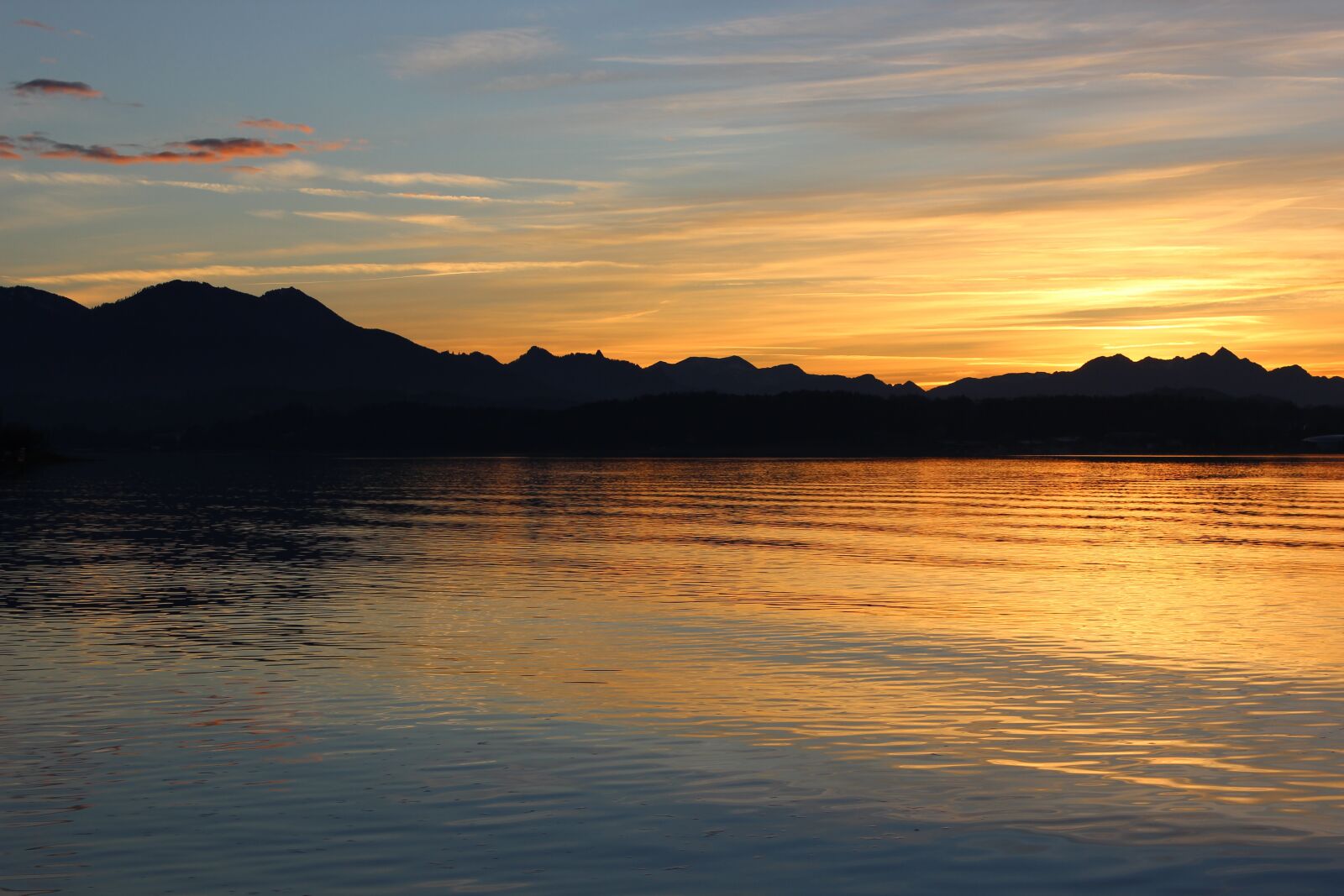 Canon EOS 600D (Rebel EOS T3i / EOS Kiss X5) sample photo. Bergsee, sunset, nature photography