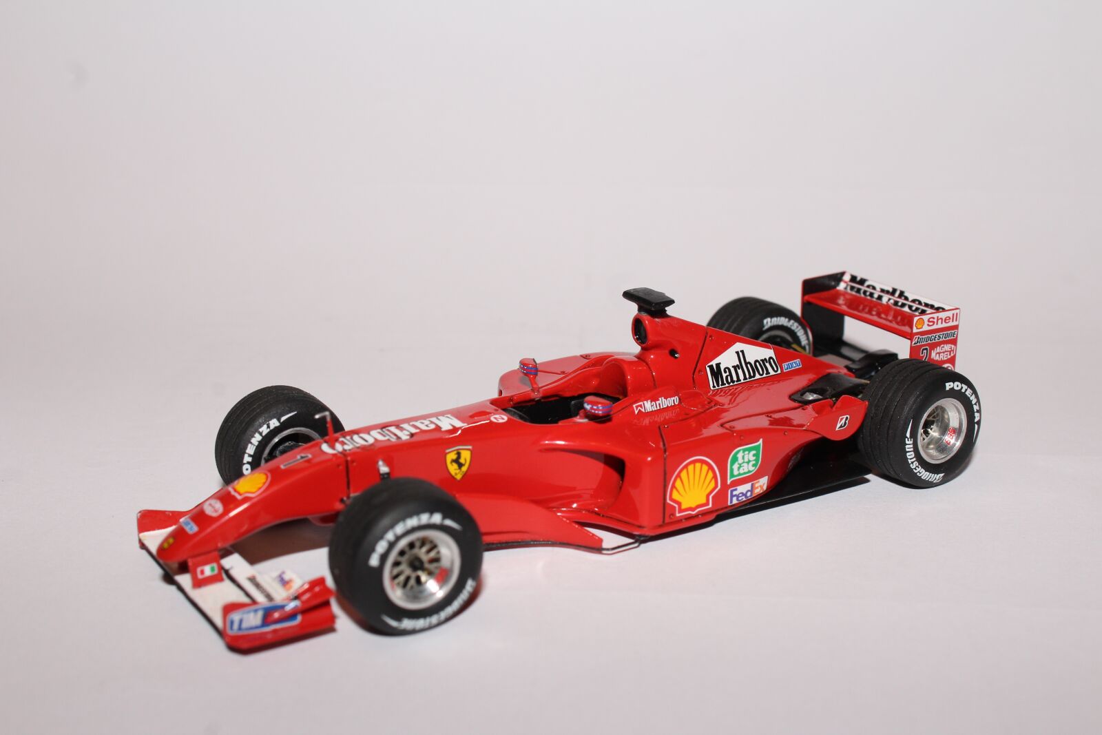Canon EOS 1200D (EOS Rebel T5 / EOS Kiss X70 / EOS Hi) sample photo. Ferrari, car, models photography