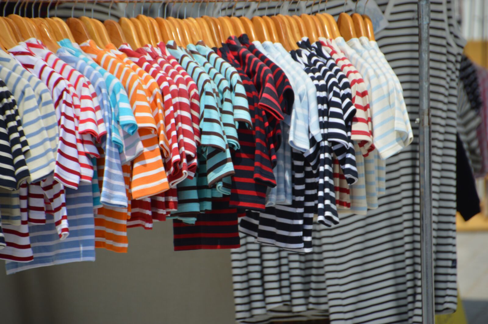 Nikon D3200 sample photo. Holding, fabric, marinara photography