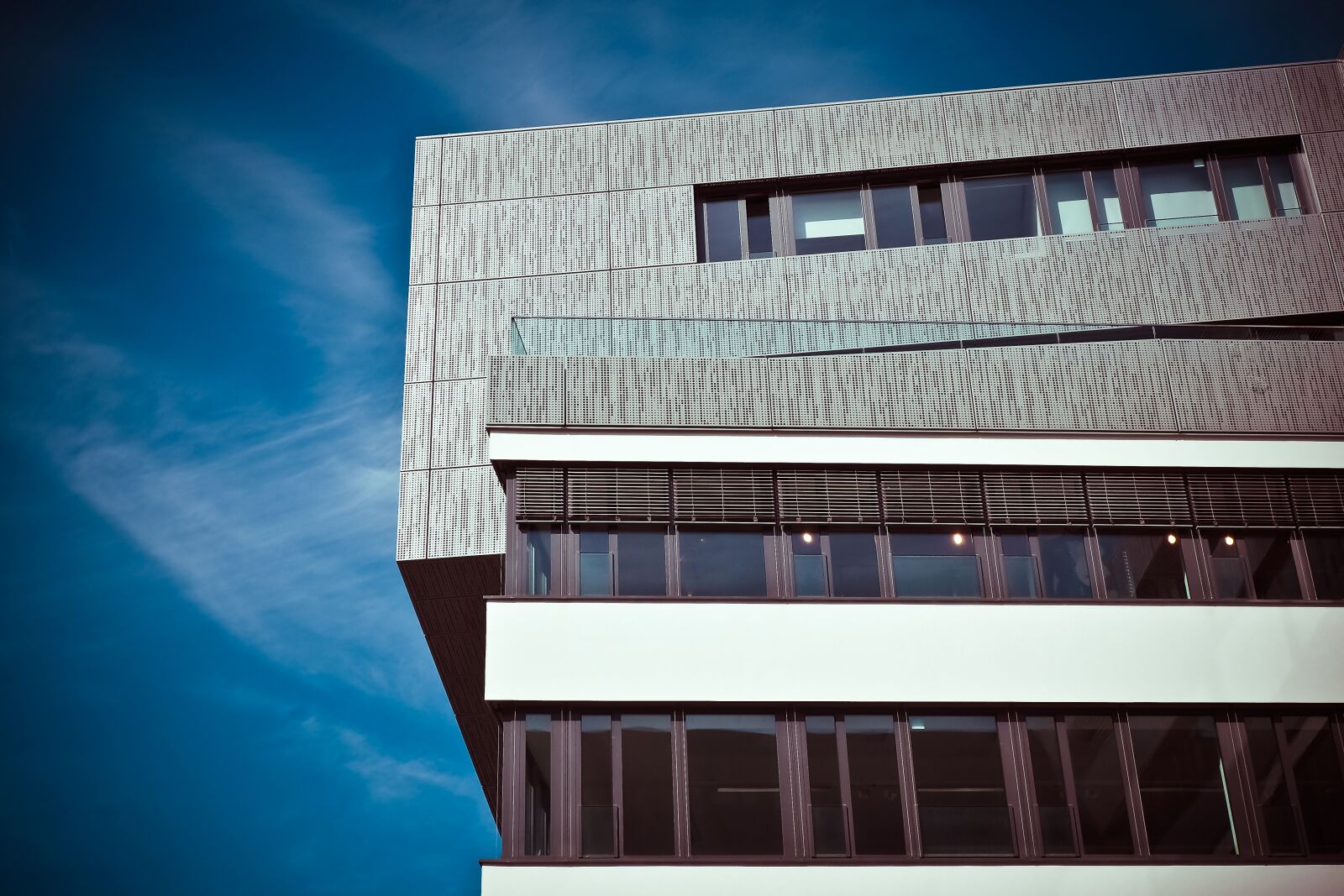 Olympus OM-D E-M10 sample photo. Architecture, office, building photography