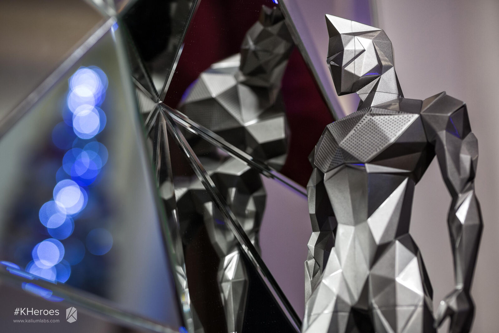 Sigma 85mm F1.4 DG HSM Art sample photo. Ad, om, ambient, light photography