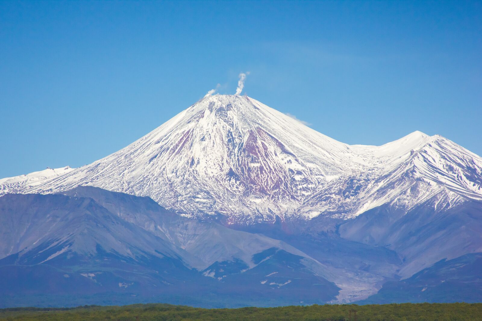 Canon EOS 550D (EOS Rebel T2i / EOS Kiss X4) sample photo. Volcanoes, mountains, nature photography
