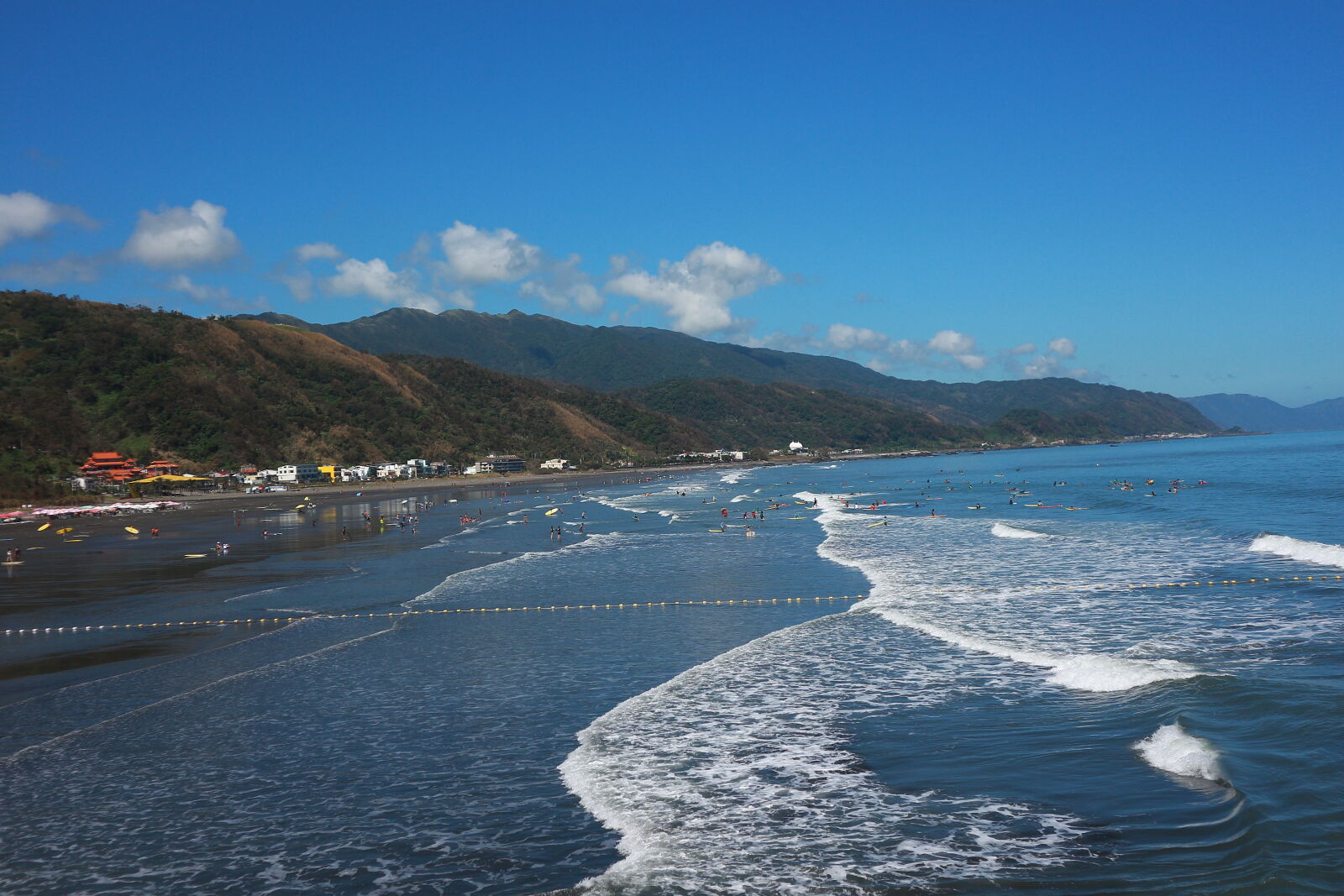 Canon EOS M sample photo. Scenic, view, of, beach photography