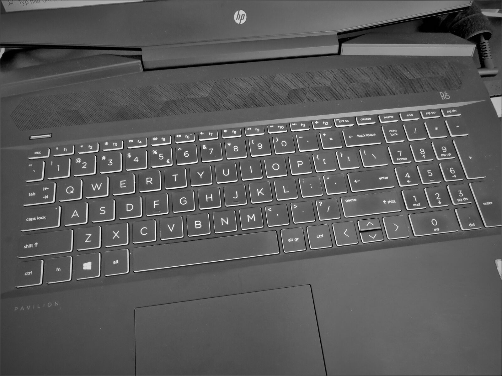 Canon PowerShot SX60 HS sample photo. Keyboard, black white, pc photography