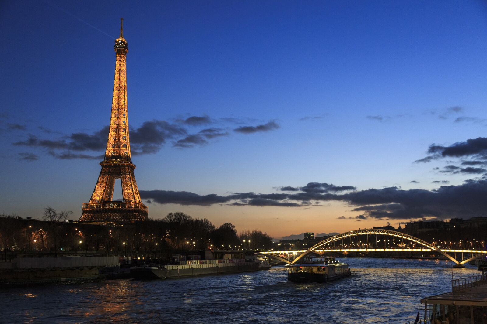 Canon EF 24-105mm F4L IS USM sample photo. Tour eiffel, paris, outdoors photography