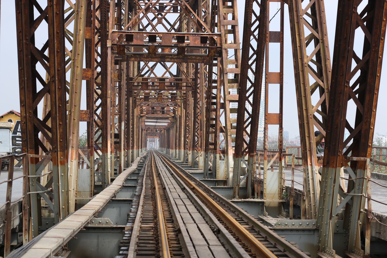 Canon EOS 70D + Canon EF 50mm F1.8 STM sample photo. Long, bien, bridge photography
