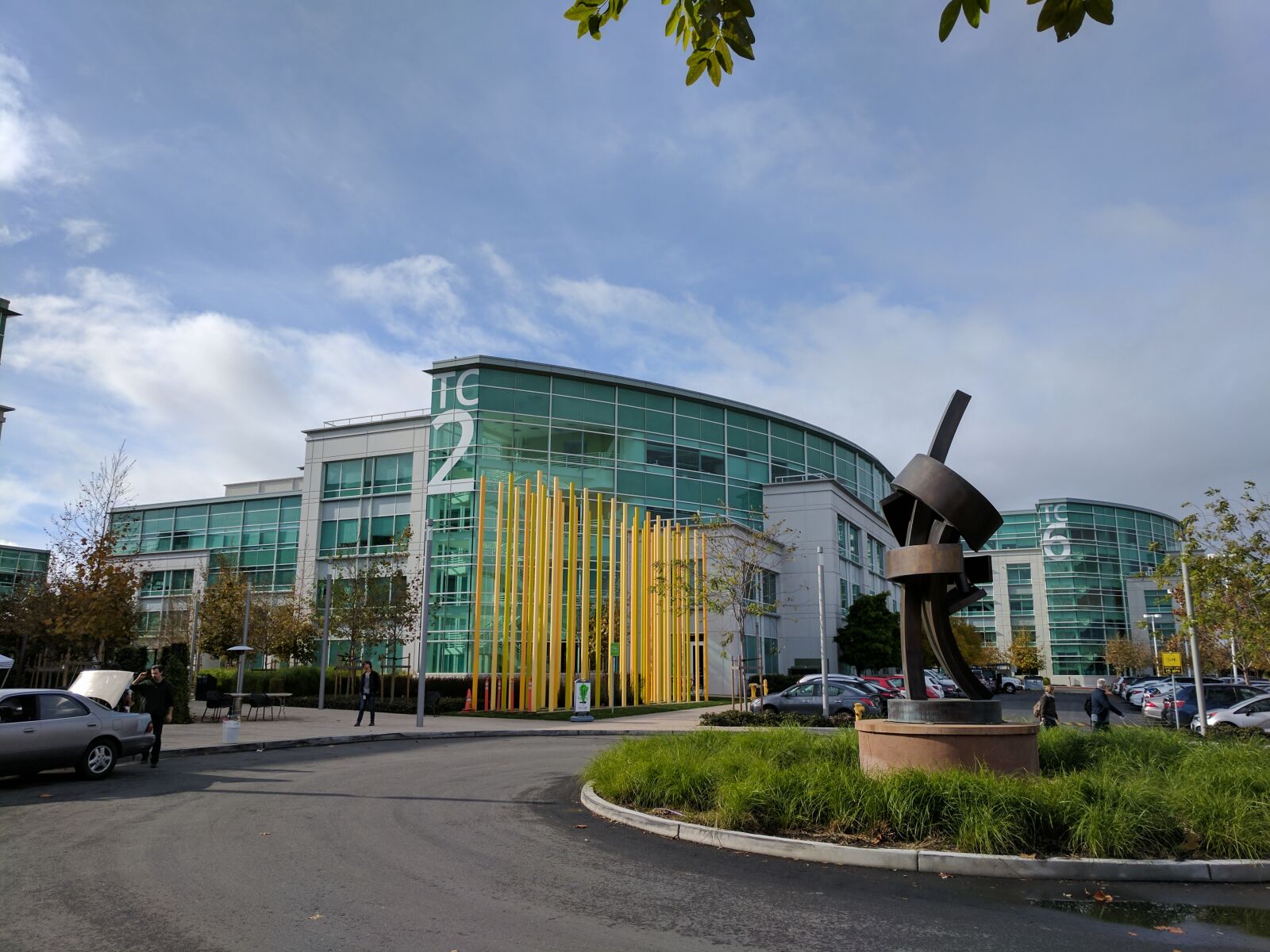 Google Pixel XL sample photo. Blue, sky, california, campus photography