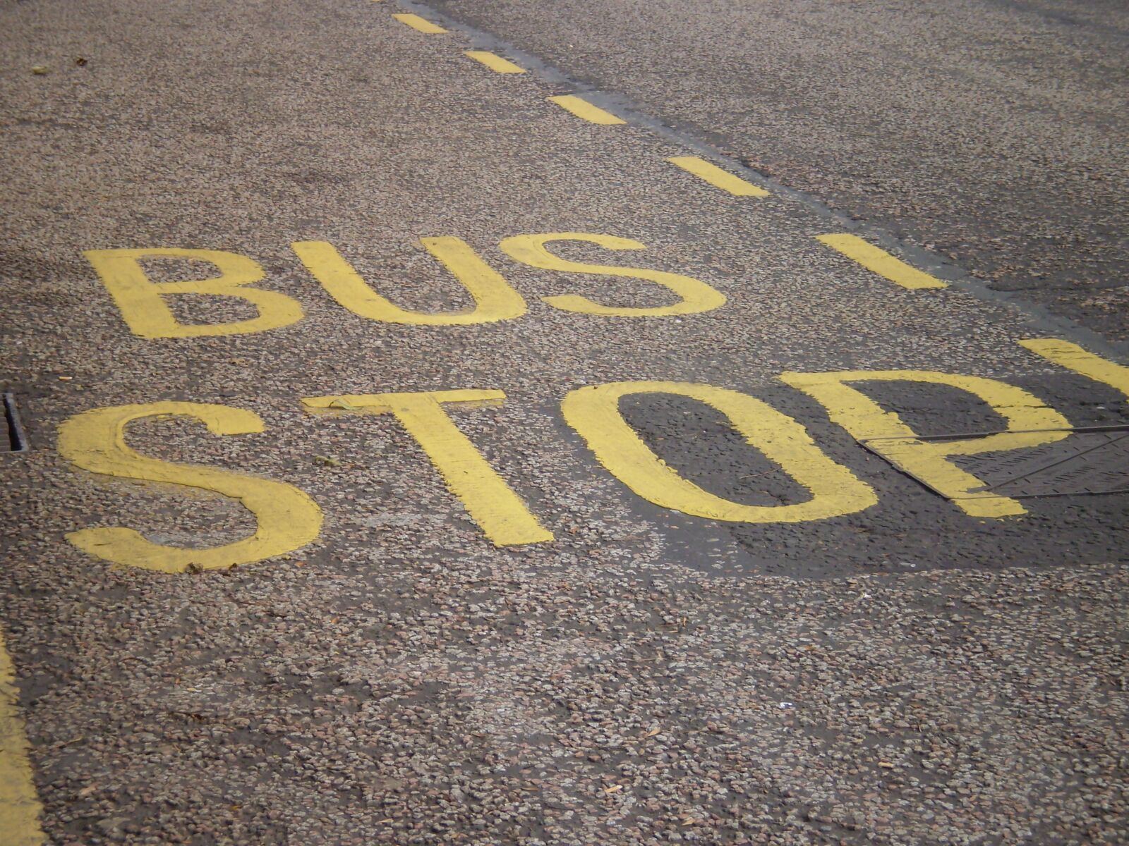Olympus FE170,X760 sample photo. Busstop, bus, stop photography