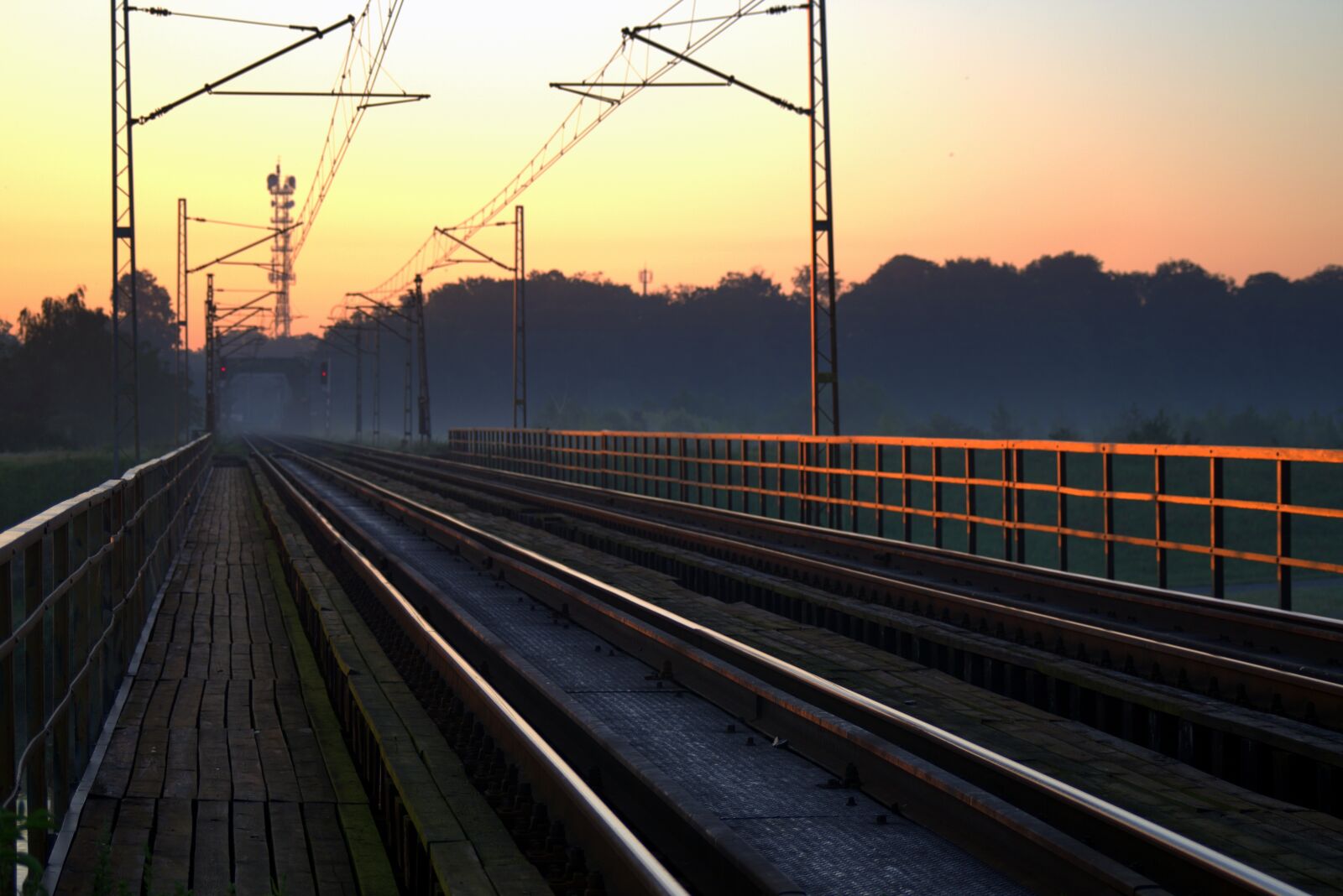 Pentax K-S2 sample photo. Railway, railway line, tracks photography