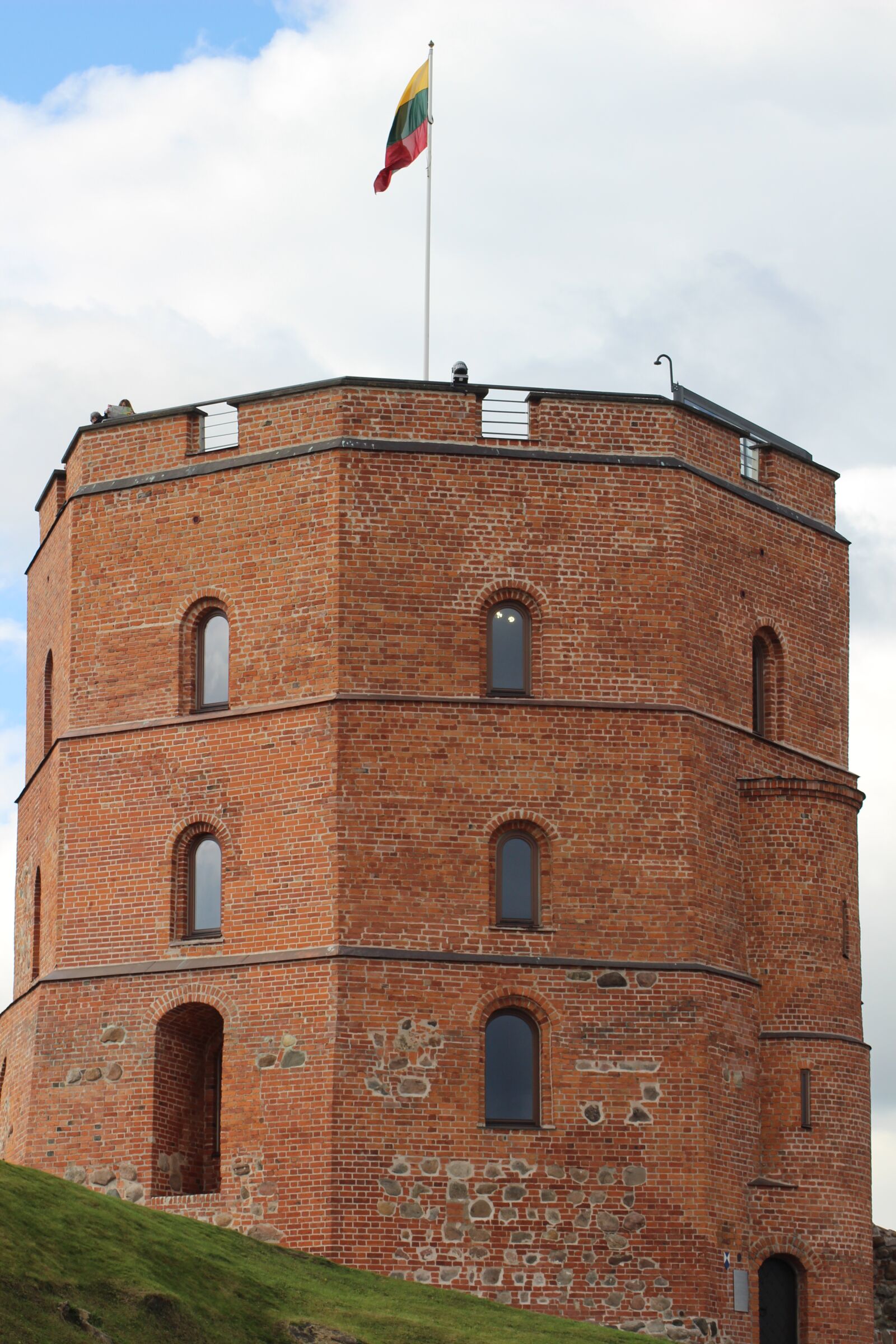 Canon EOS 100D (EOS Rebel SL1 / EOS Kiss X7) sample photo. Vilnius, lithuania, vacations photography
