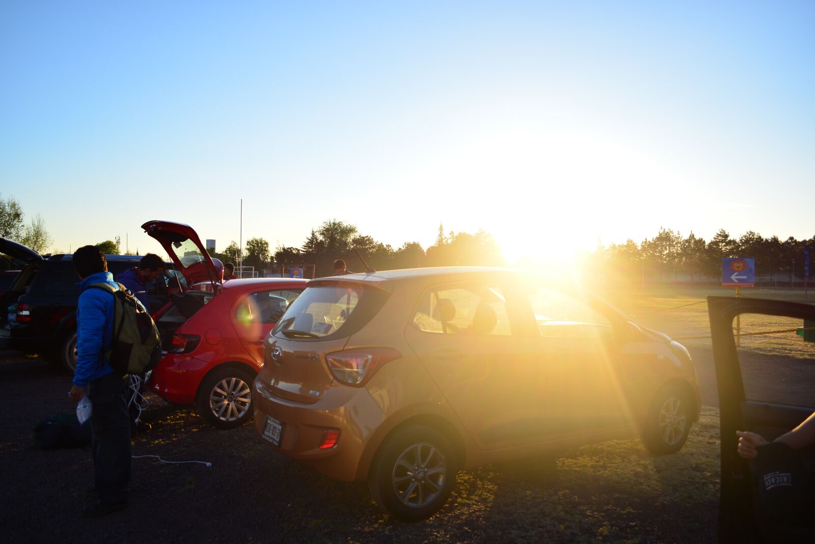 Nikon D5200 sample photo. Cars, roadtrip, adventure photography
