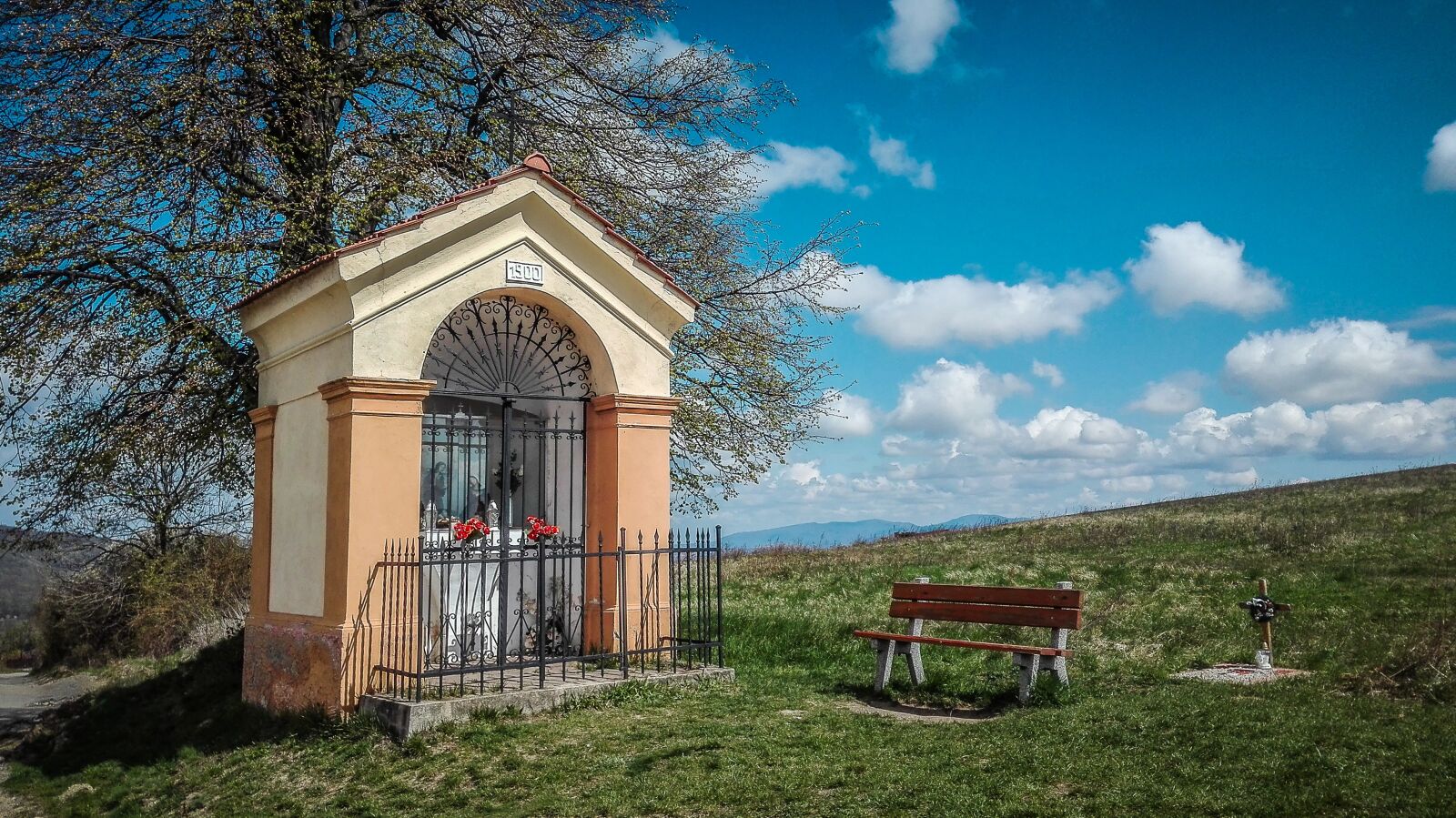 HUAWEI P8 Lite sample photo. Chapel, landscape, pilgrimage photography