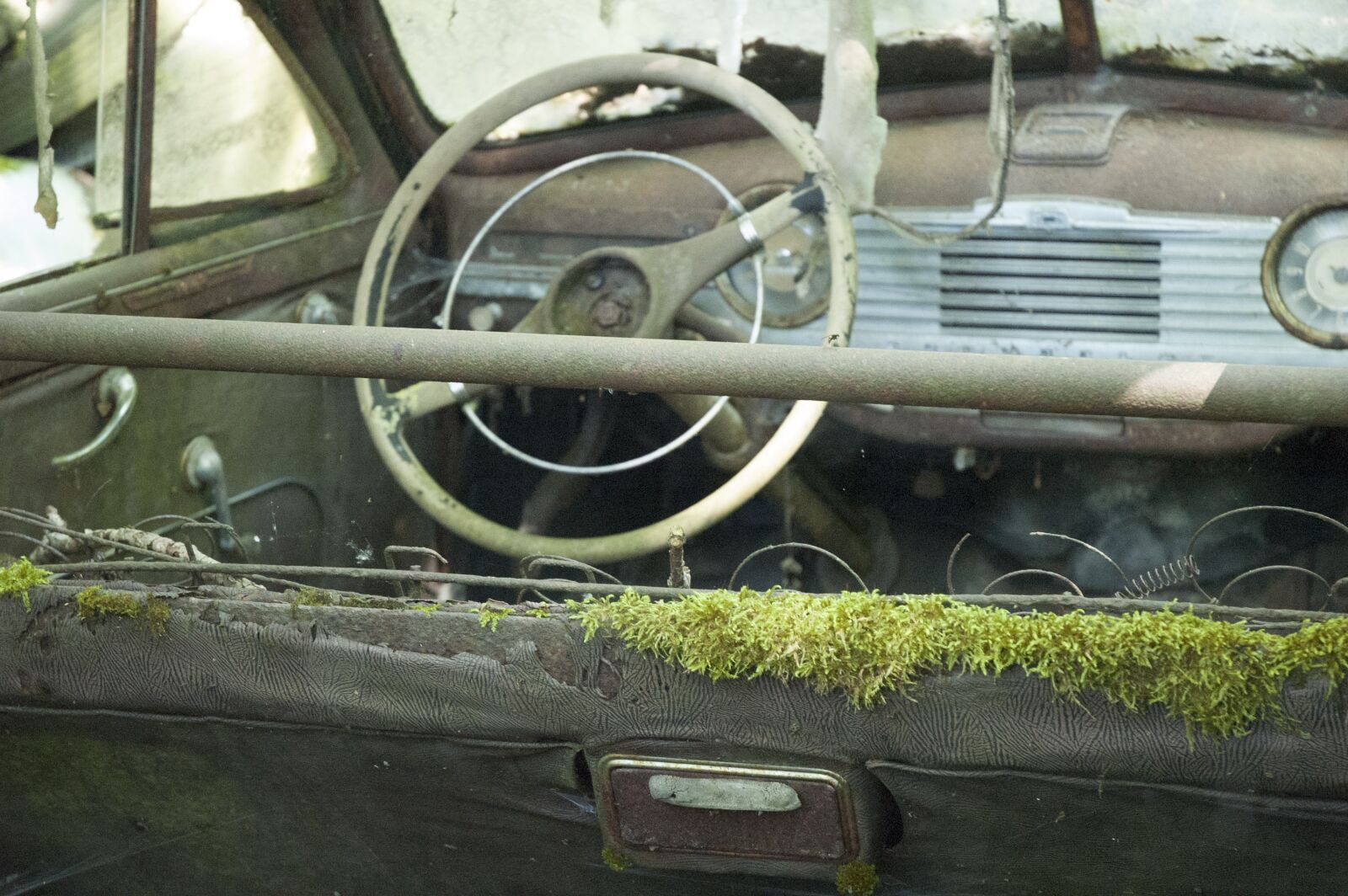 Nikon D70 sample photo. Auto, car cemetery, oldtimer photography