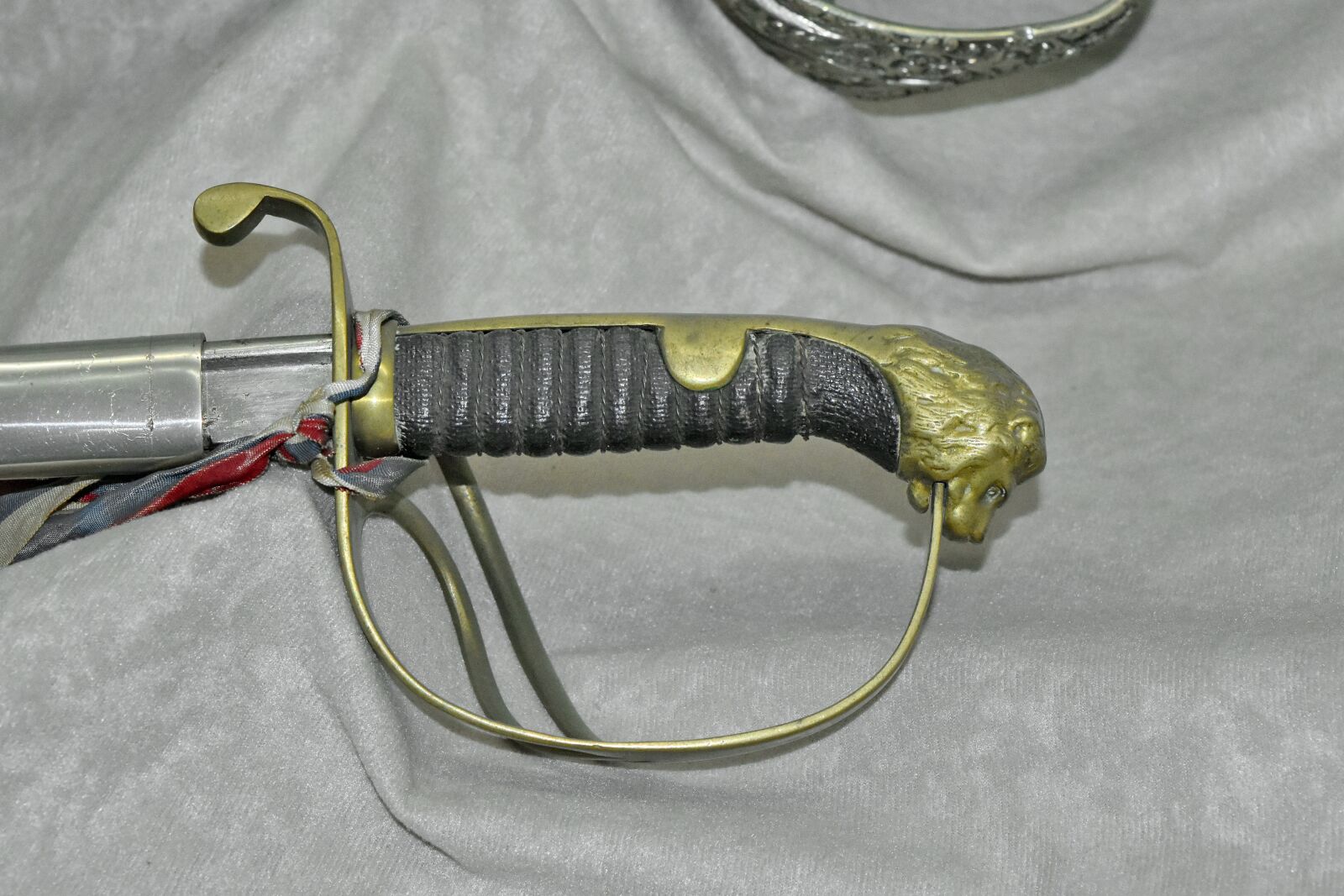 Nikon D5500 sample photo. History, museum, sword, weapon photography