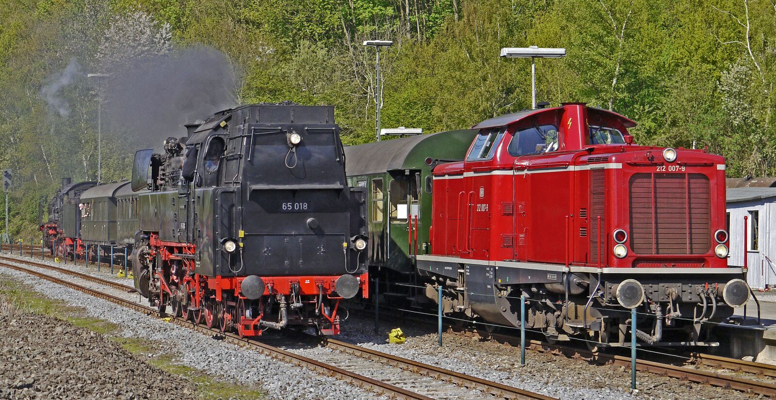 Panasonic Lumix DMC-G1 sample photo. Steam locomotive, diesel locomotive photography