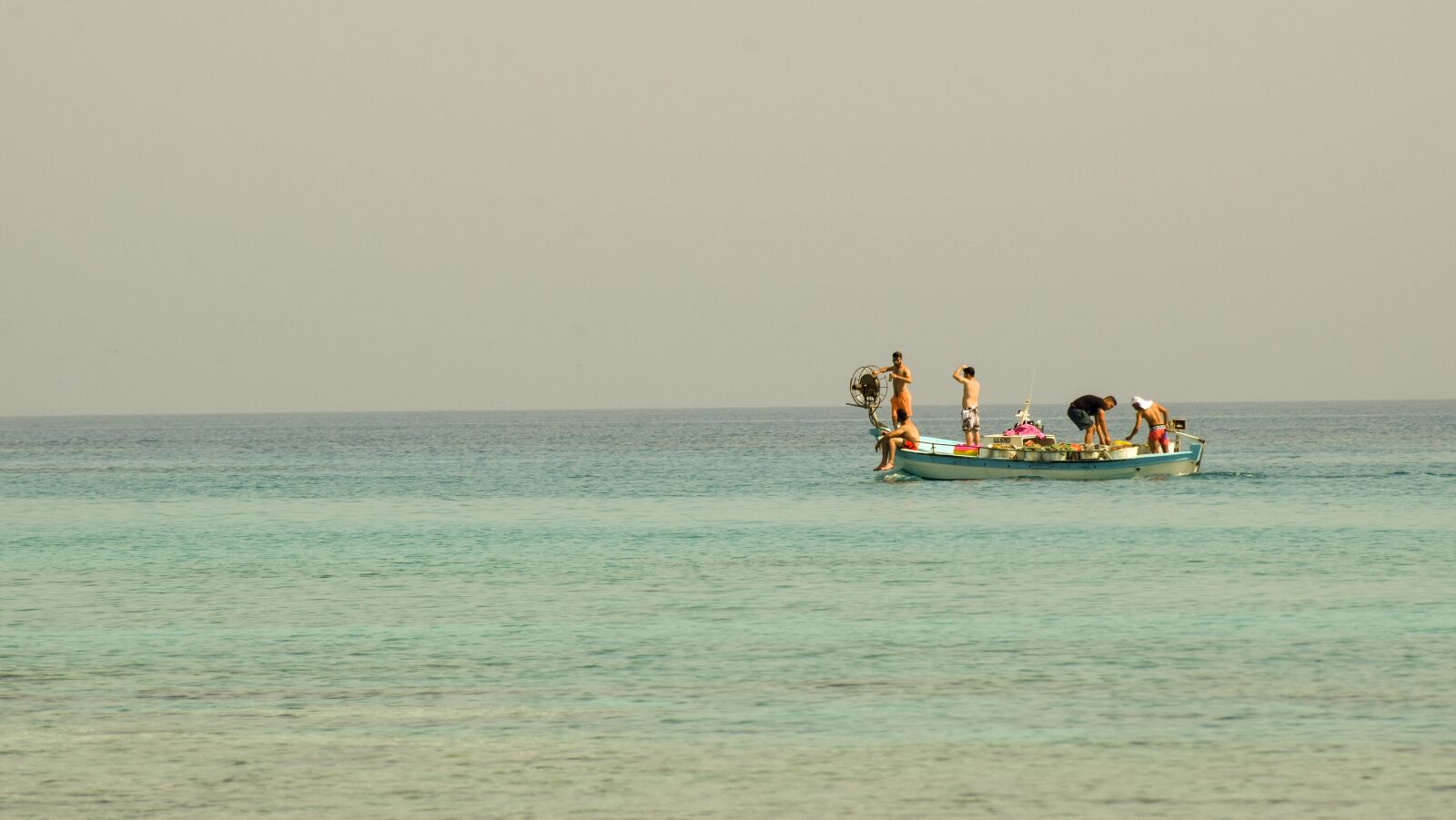 Nikon D3300 sample photo. Boat, friends, sea photography