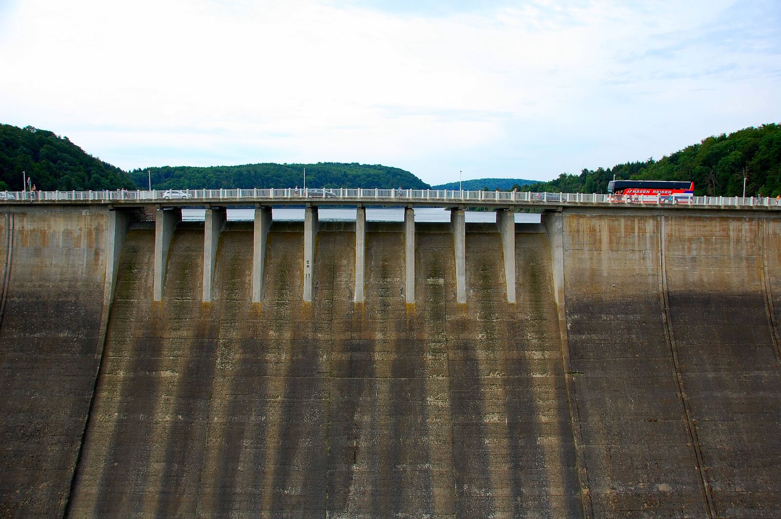 Nikon D40 sample photo. Dam, resin, water photography