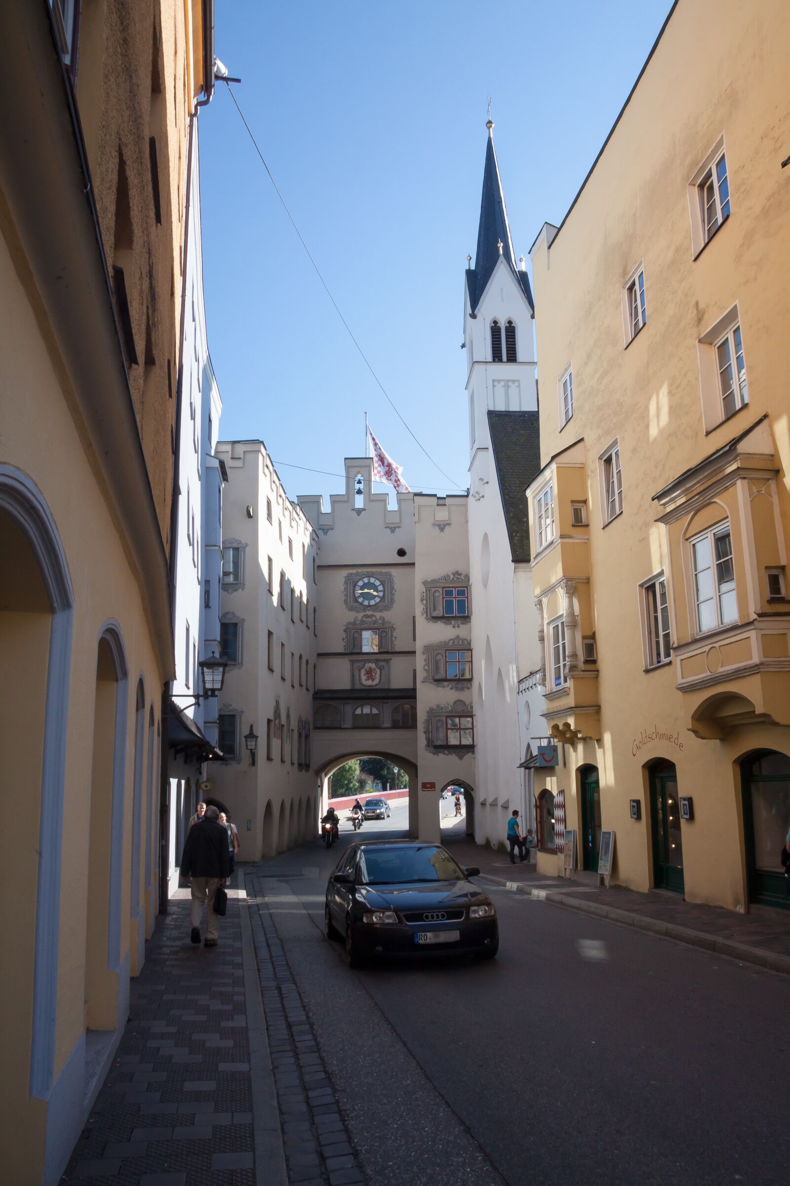 Canon EF-S 17-85mm F4-5.6 IS USM sample photo. Historic center, wasserburg, city photography