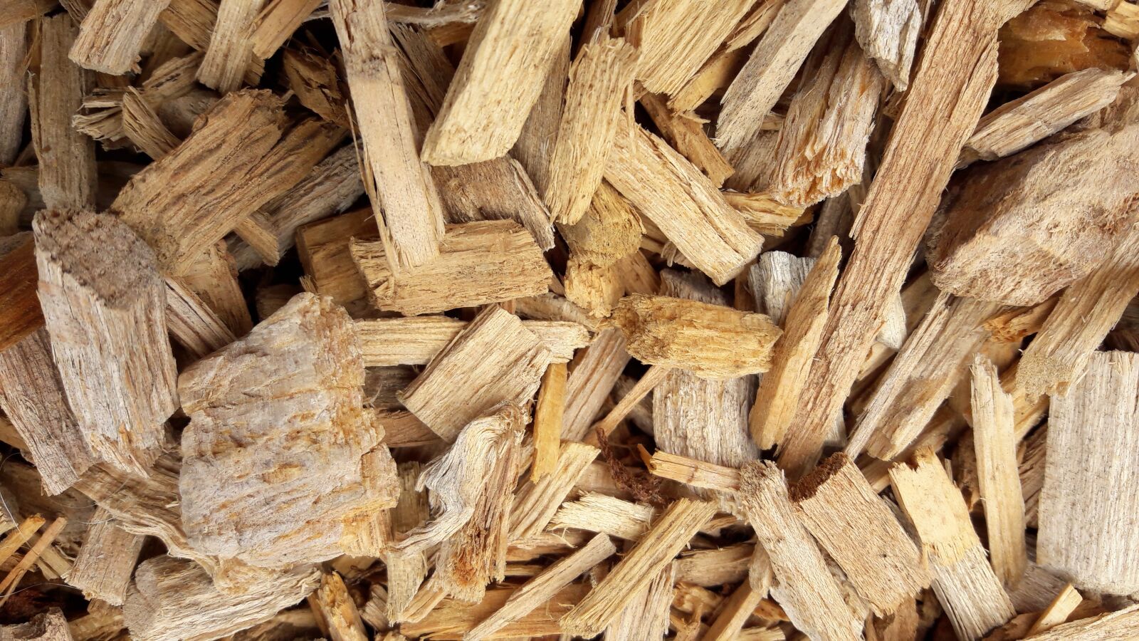 Samsung Galaxy A5(2016) sample photo. Wood chips, chips, wood photography