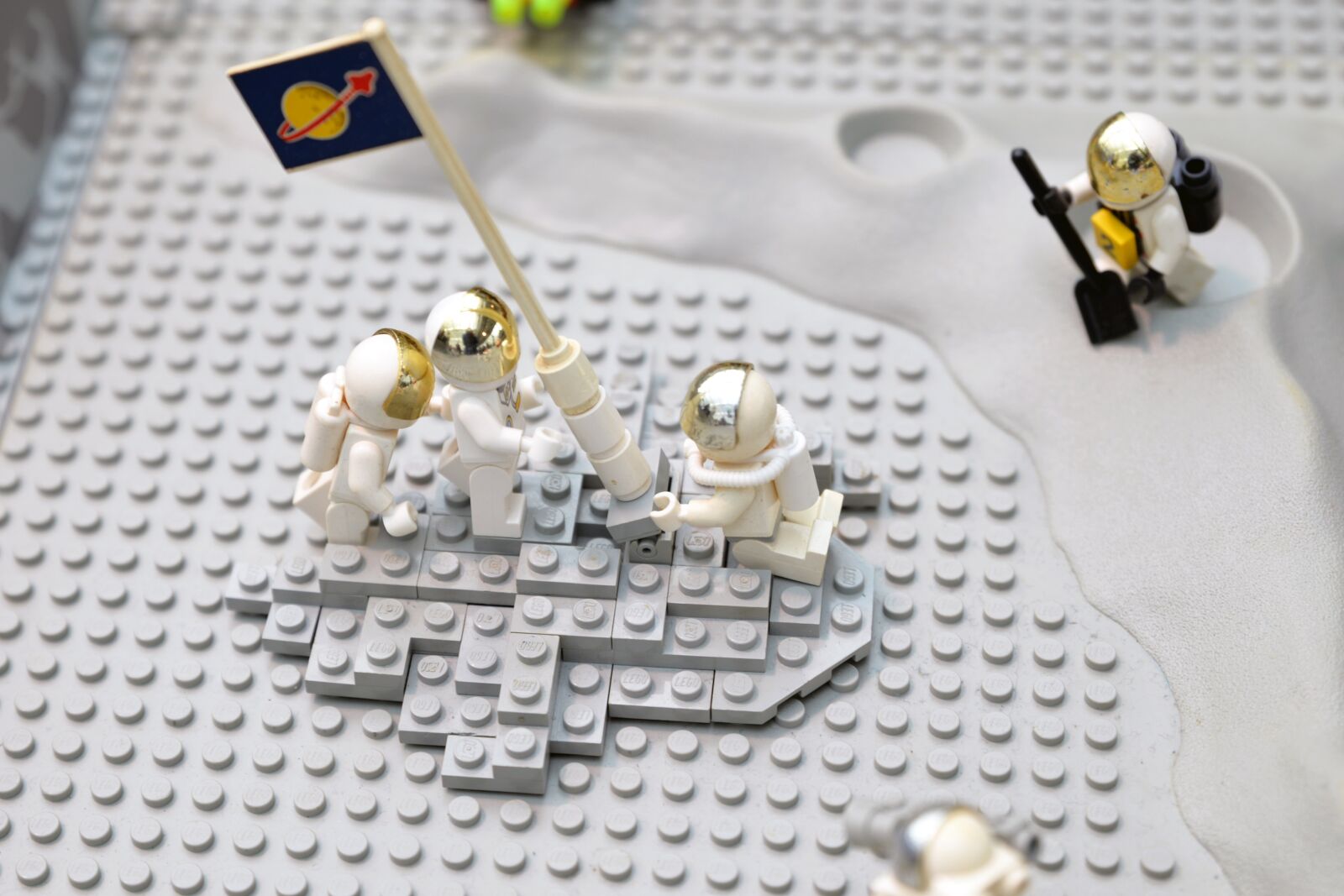 Nikon D610 sample photo. Lego, moon landing, astronauts photography