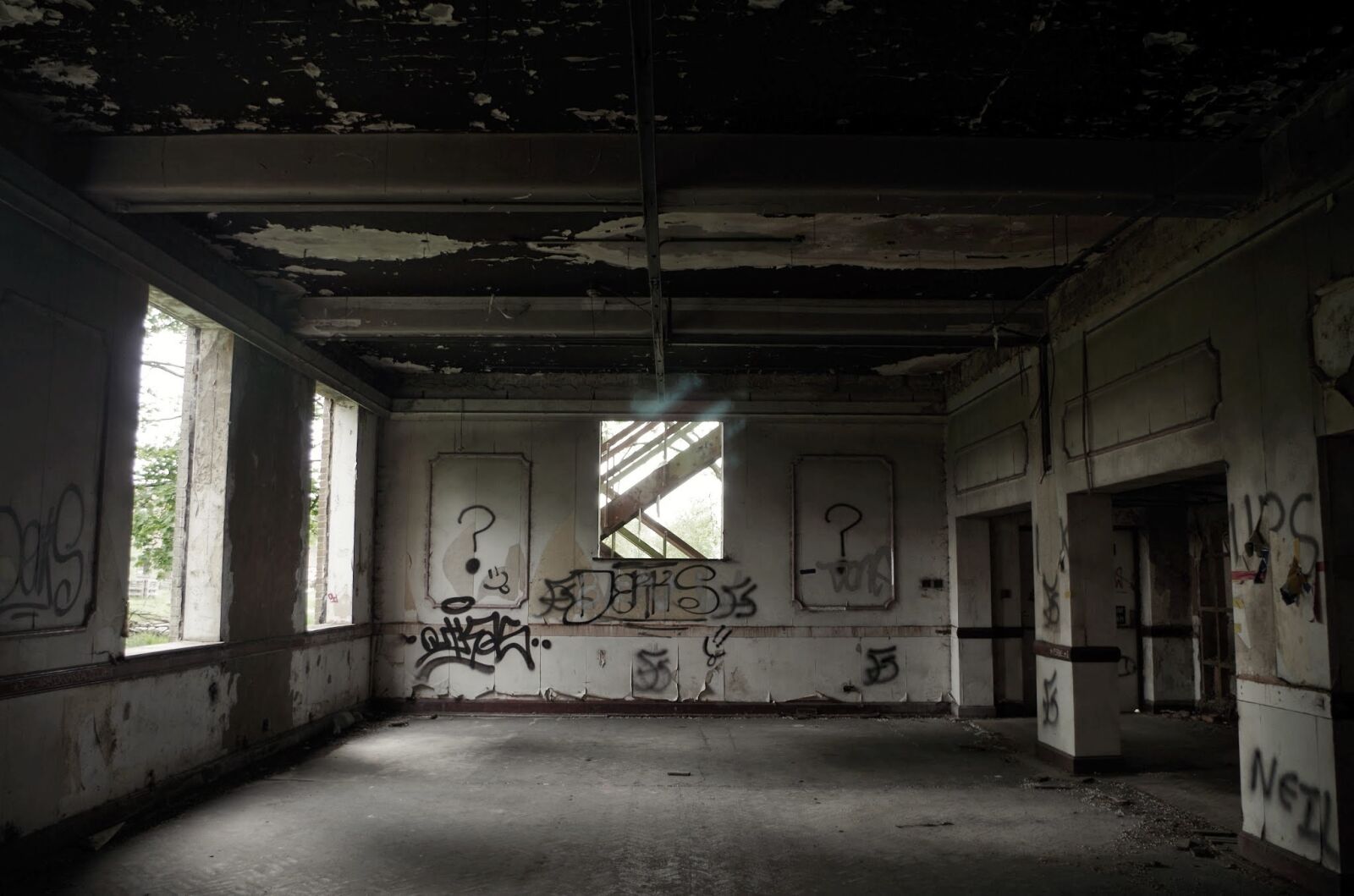 Pentax K-50 sample photo. Abandoned, industrial, bu photography