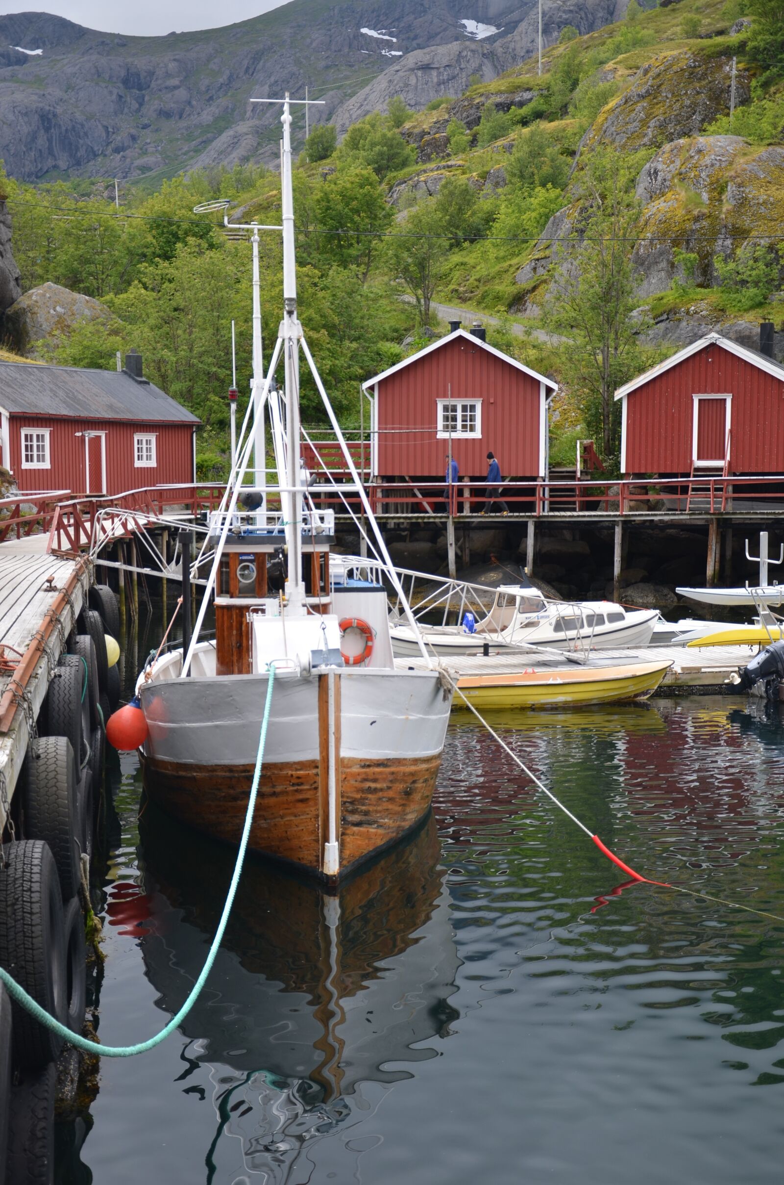 Nikon D7000 sample photo. Body of water, boat photography