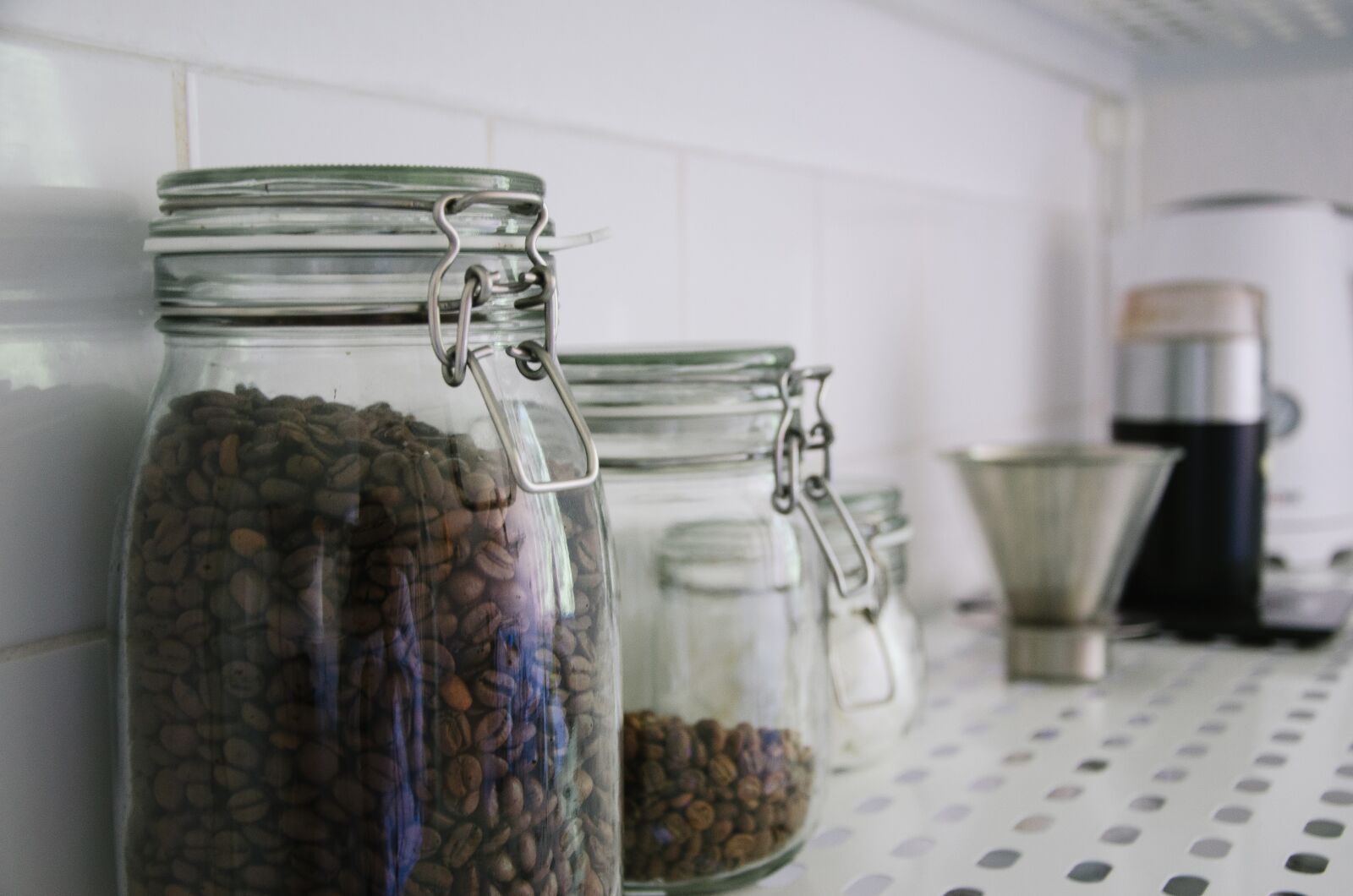 Nikon D5100 sample photo. Coffee beans, glass, jar photography