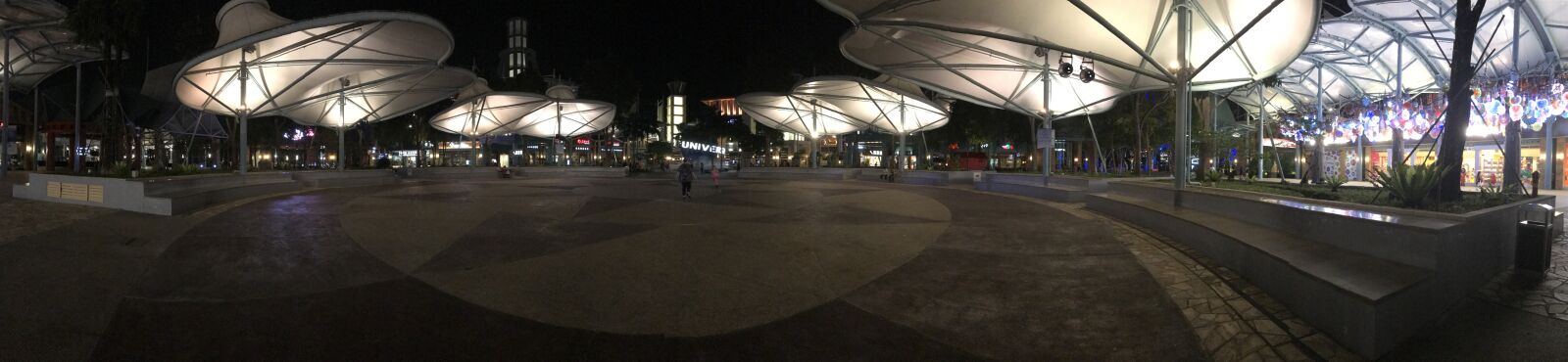 iPhone 7 back camera 3.99mm f/1.8 sample photo. Night, panorama, promenade, sentosa photography