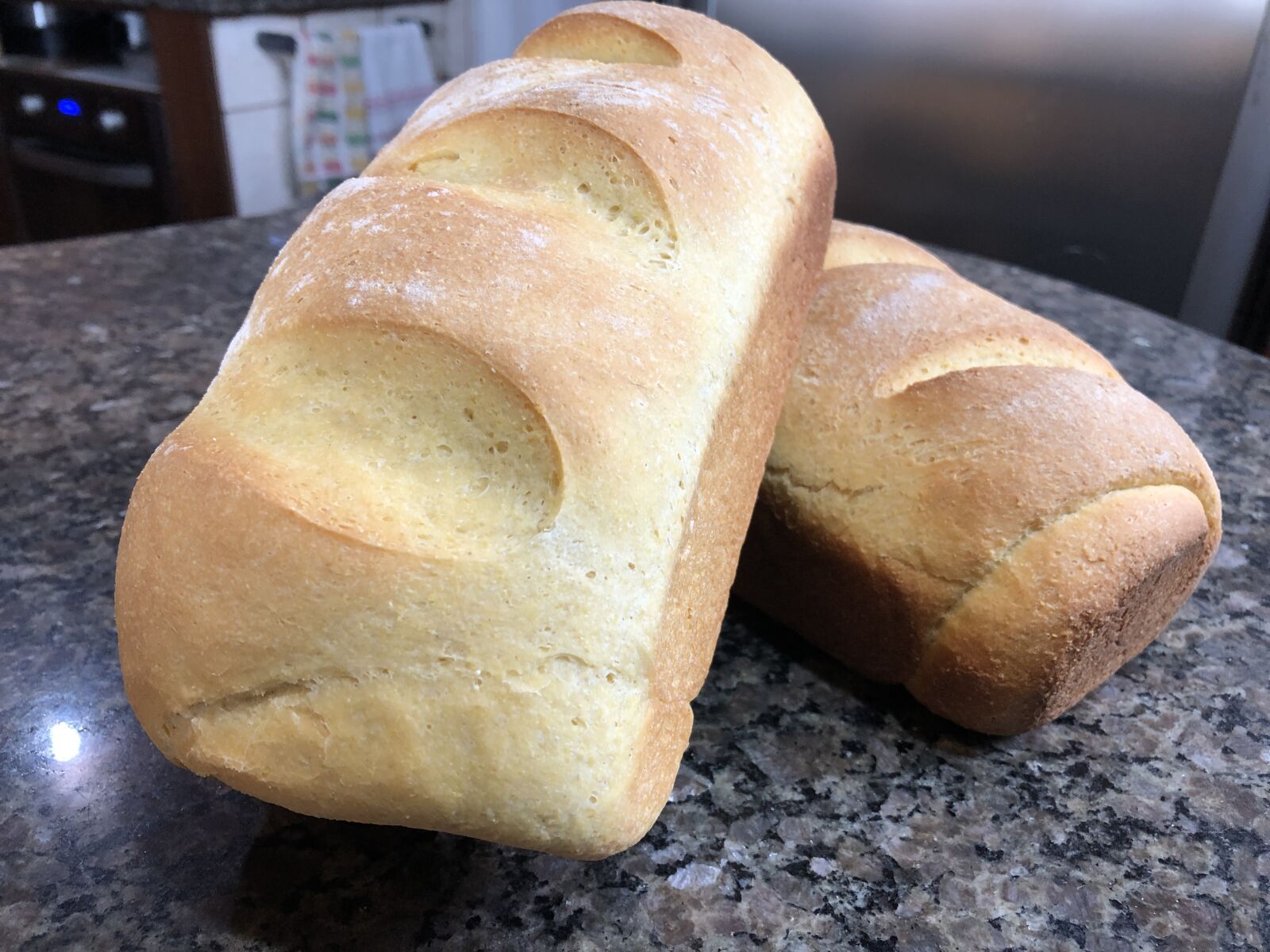 iPhone 8 back camera 3.99mm f/1.8 sample photo. Bread, corn bread, corn photography