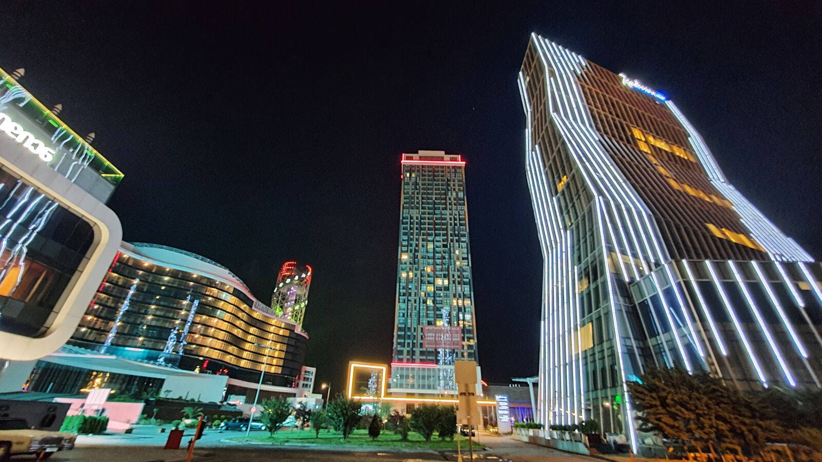 Samsung SM-G973F sample photo. Tower, city lights, skyline photography