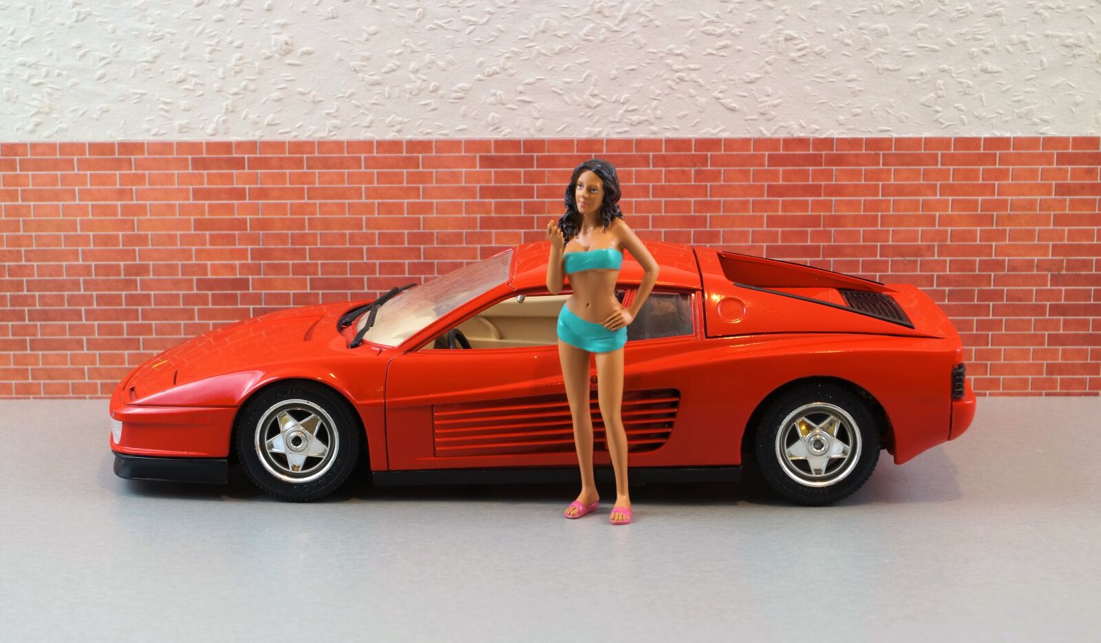 Sony DT 18-70mm F3.5-5.6 sample photo. Model car, ferrari, testarossa photography