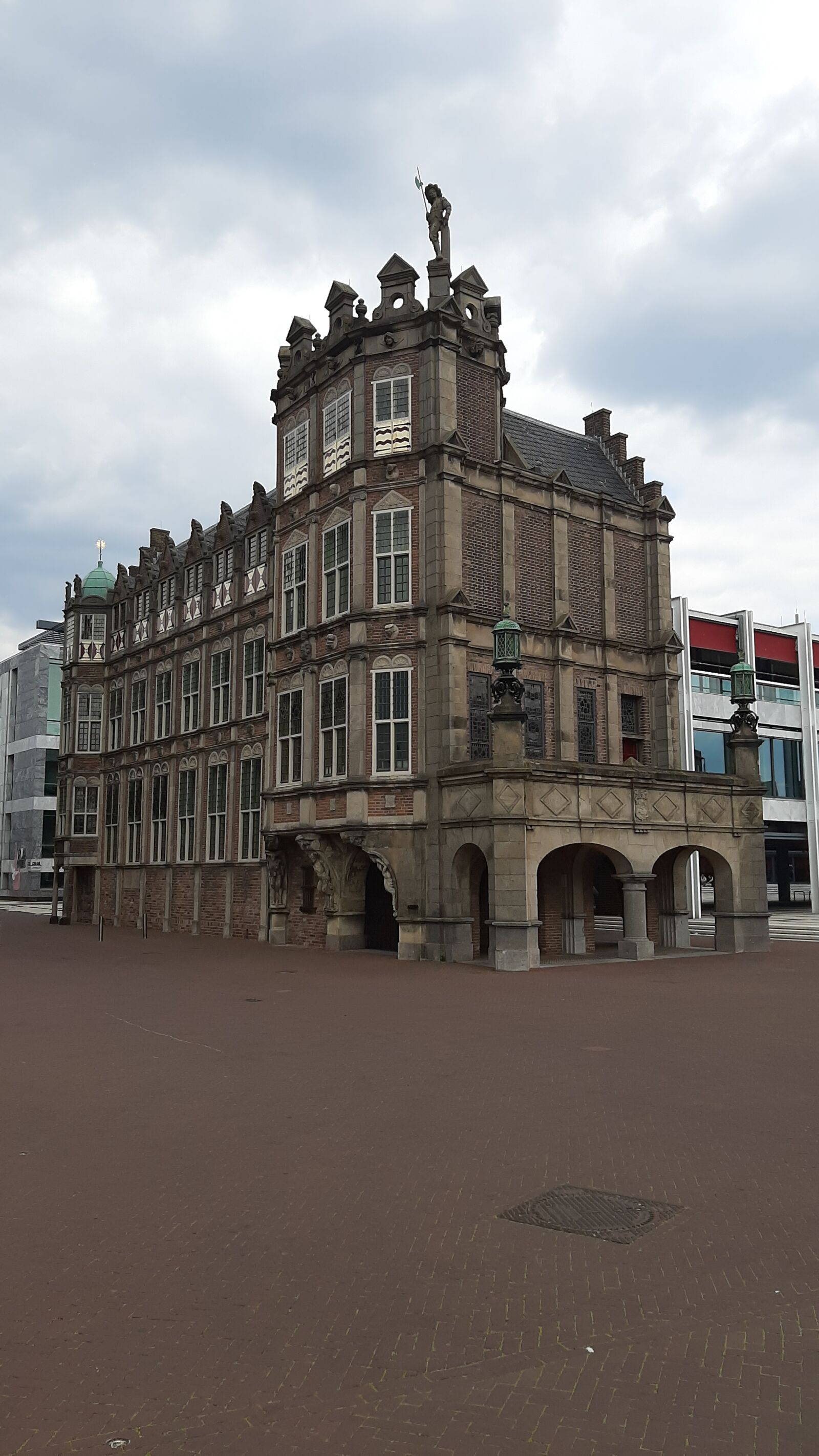 Samsung Galaxy A50 sample photo. Arnhem, market photography