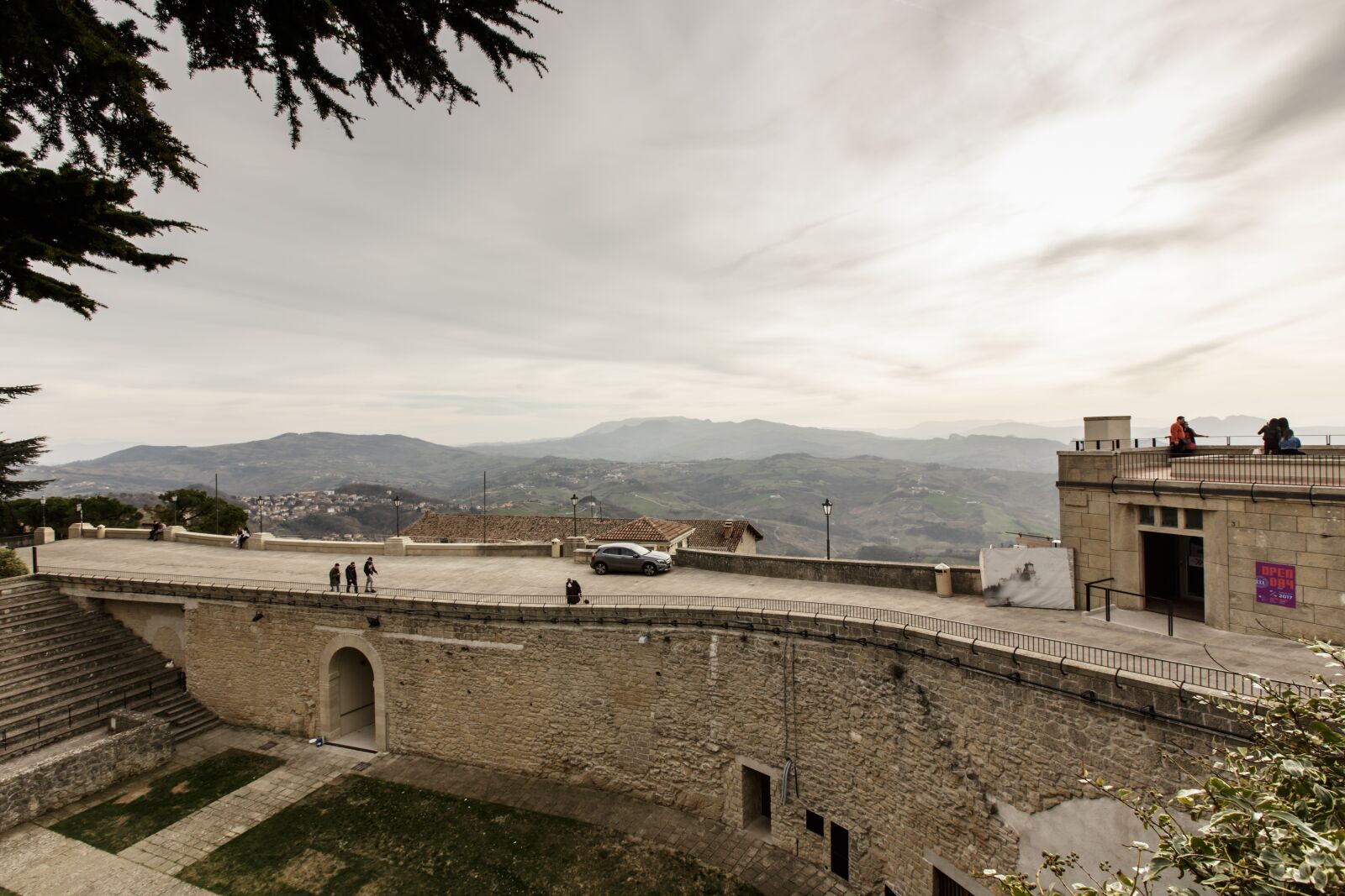 Canon EF 16-35mm F2.8L II USM sample photo. Landscape, italy, clouds photography