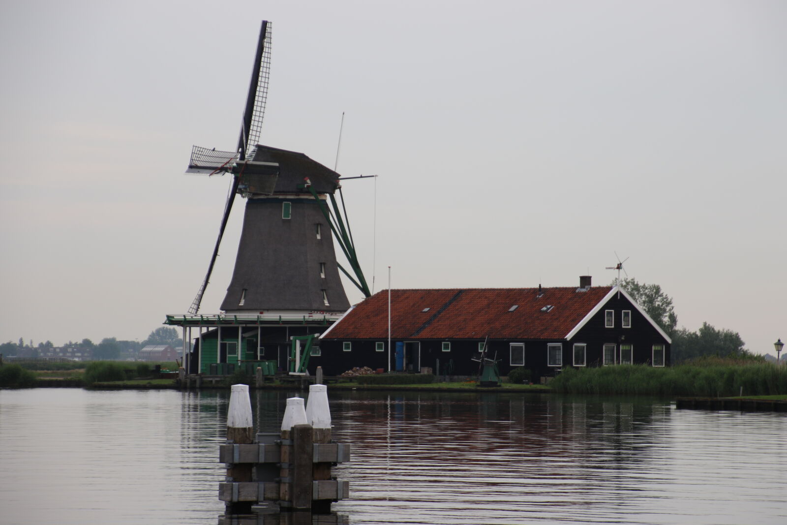Canon EOS 7D Mark II sample photo. Building, dam, dutch, holland photography
