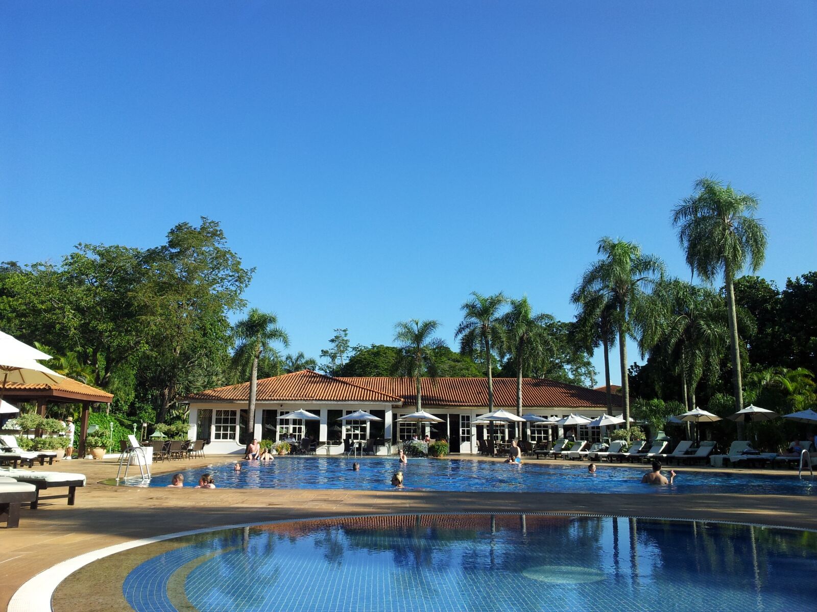 Samsung Galaxy S2 sample photo. Waterfall, brazil, hotel in photography