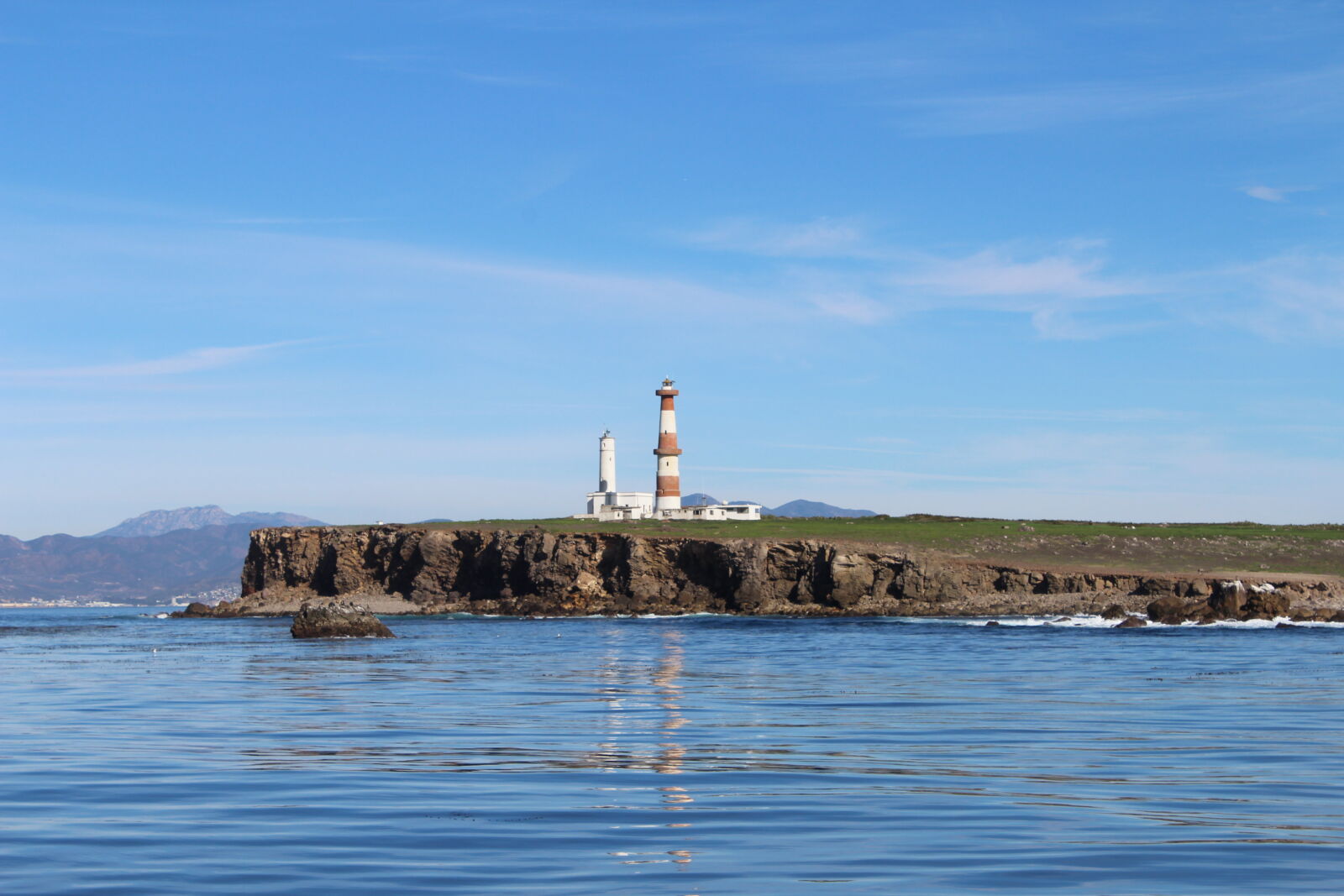 Canon EOS 1200D (EOS Rebel T5 / EOS Kiss X70 / EOS Hi) sample photo. Island, lighthouse, mexico, sea photography