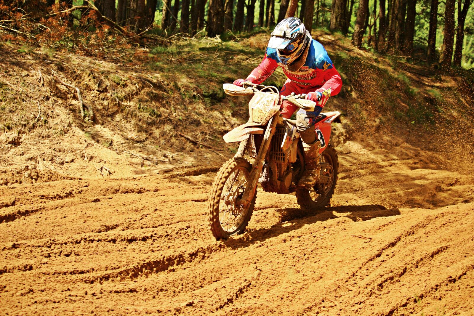 Canon EOS 100D (EOS Rebel SL1 / EOS Kiss X7) sample photo. Motocross, sport, motorsport photography