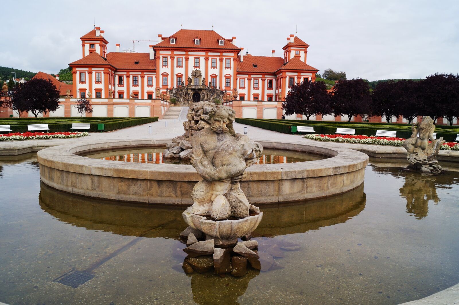 Sony SLT-A37 sample photo. Europe, castle, architecture photography