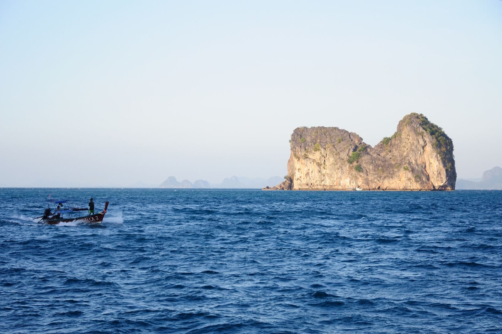Nikon D90 sample photo. Boat, sea, trang photography