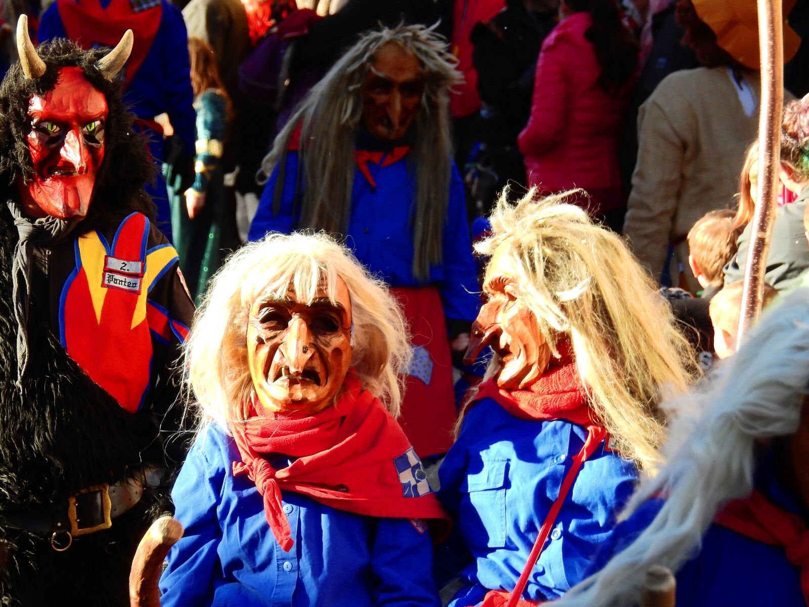 Nikon Coolpix P900 sample photo. Carnival, move, costume photography